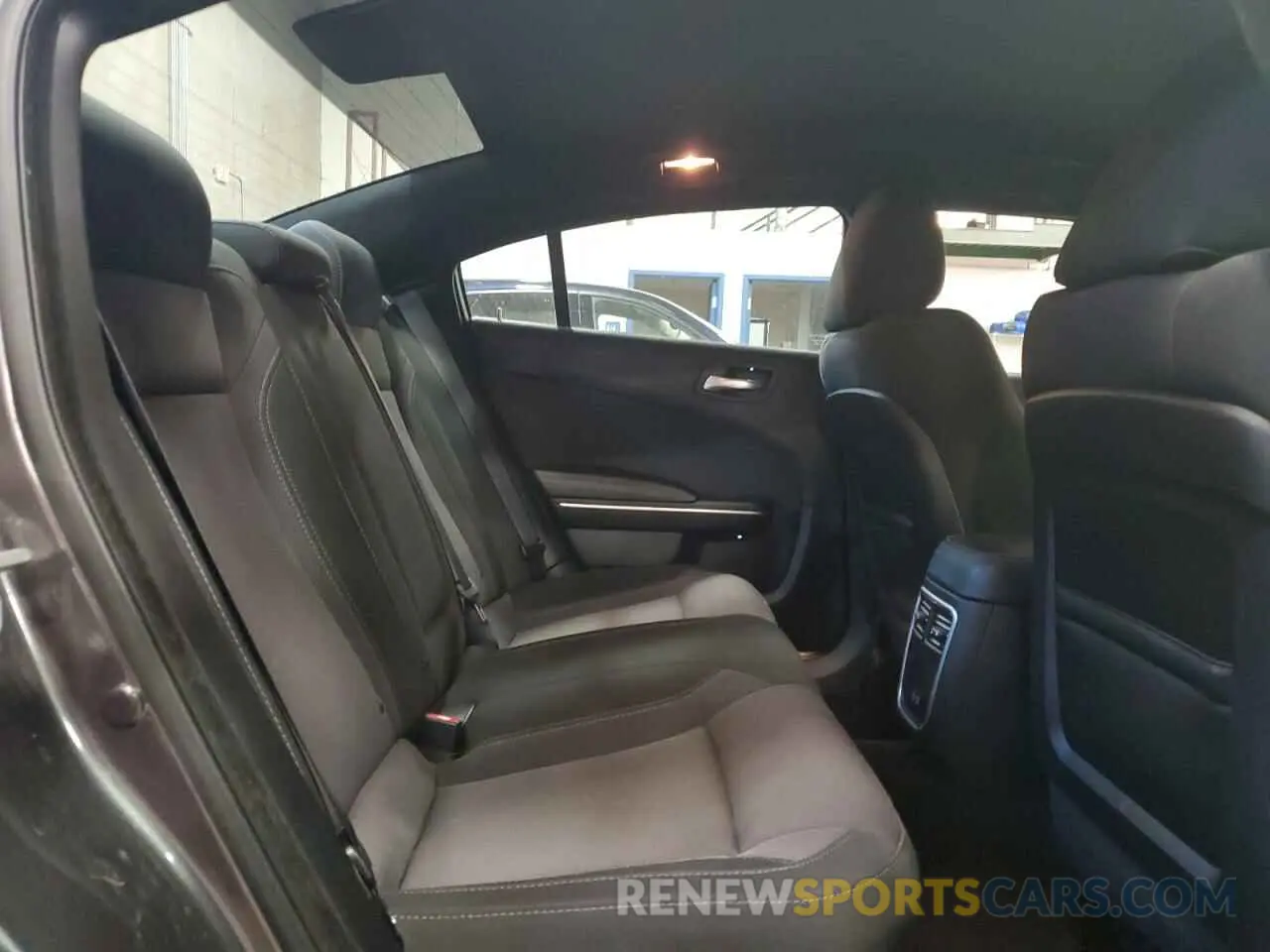 11 Фотография поврежденного автомобиля 2C3CDXJG4KH520470 DODGE CHARGER 2019