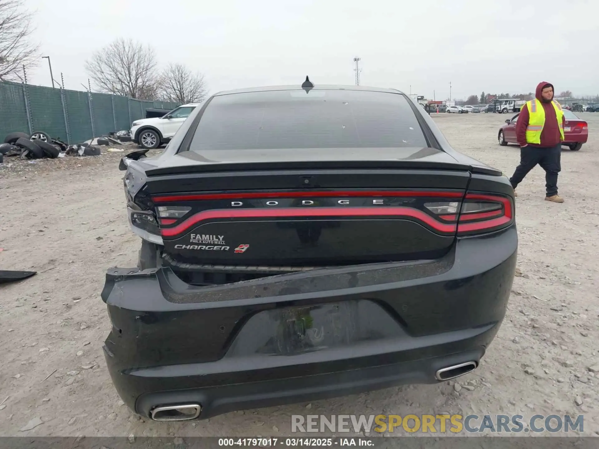 15 Photograph of a damaged car 2C3CDXJG7KH757728 DODGE CHARGER 2019