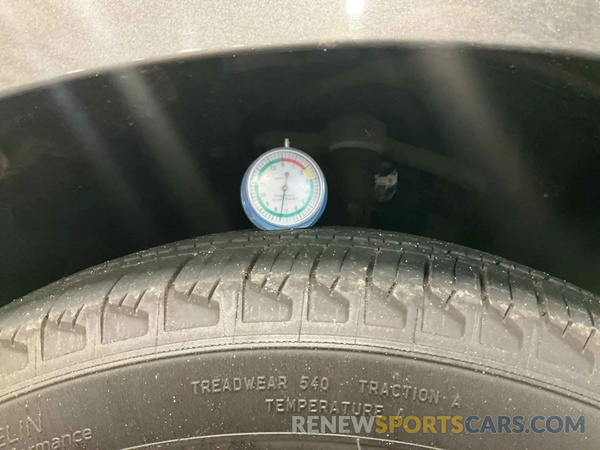 27 Photograph of a damaged car 2C3CDXJGXKH637230 DODGE CHARGER 2019