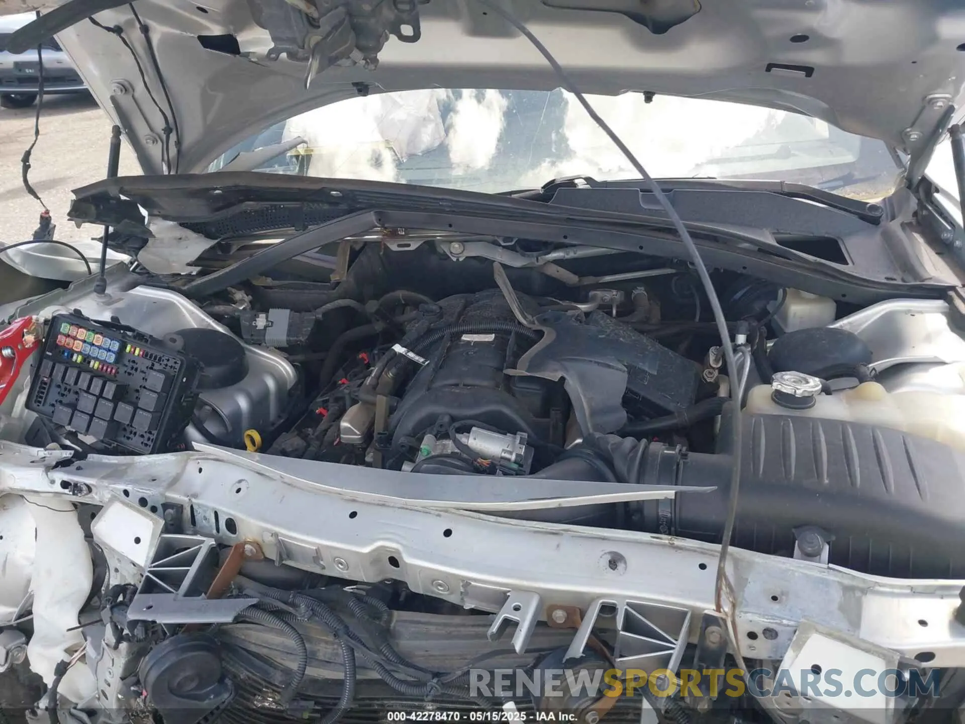10 Photograph of a damaged car 2C3CDXKT0KH647826 DODGE CHARGER 2019