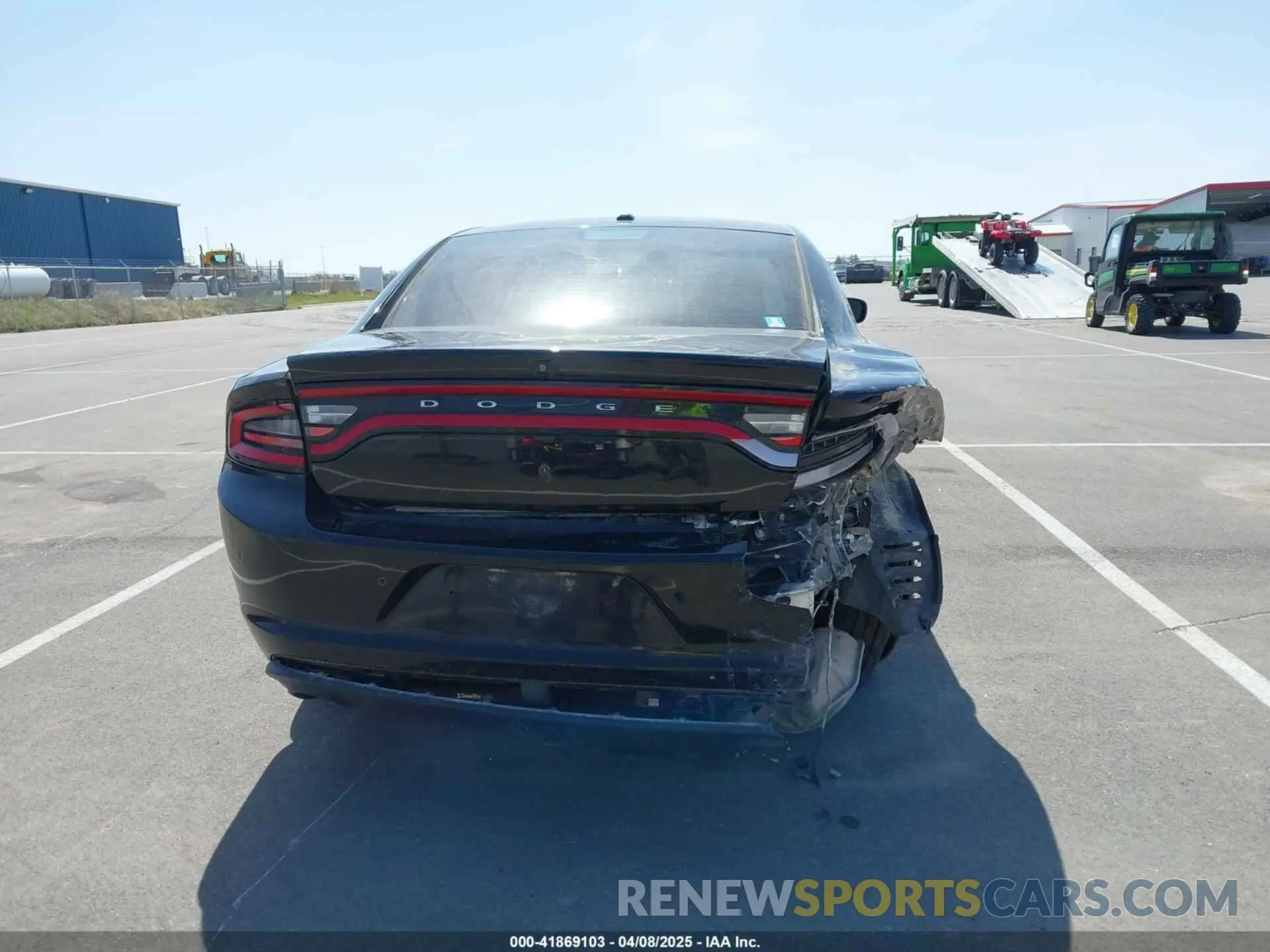 17 Photograph of a damaged car 2C3CDXKT1KH633921 DODGE CHARGER 2019