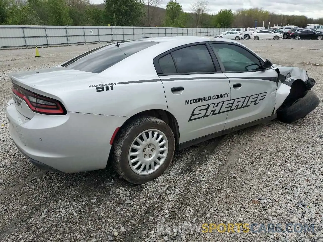 3 Фотография поврежденного автомобиля 2C3CDXKT2KH600488 DODGE CHARGER 2019