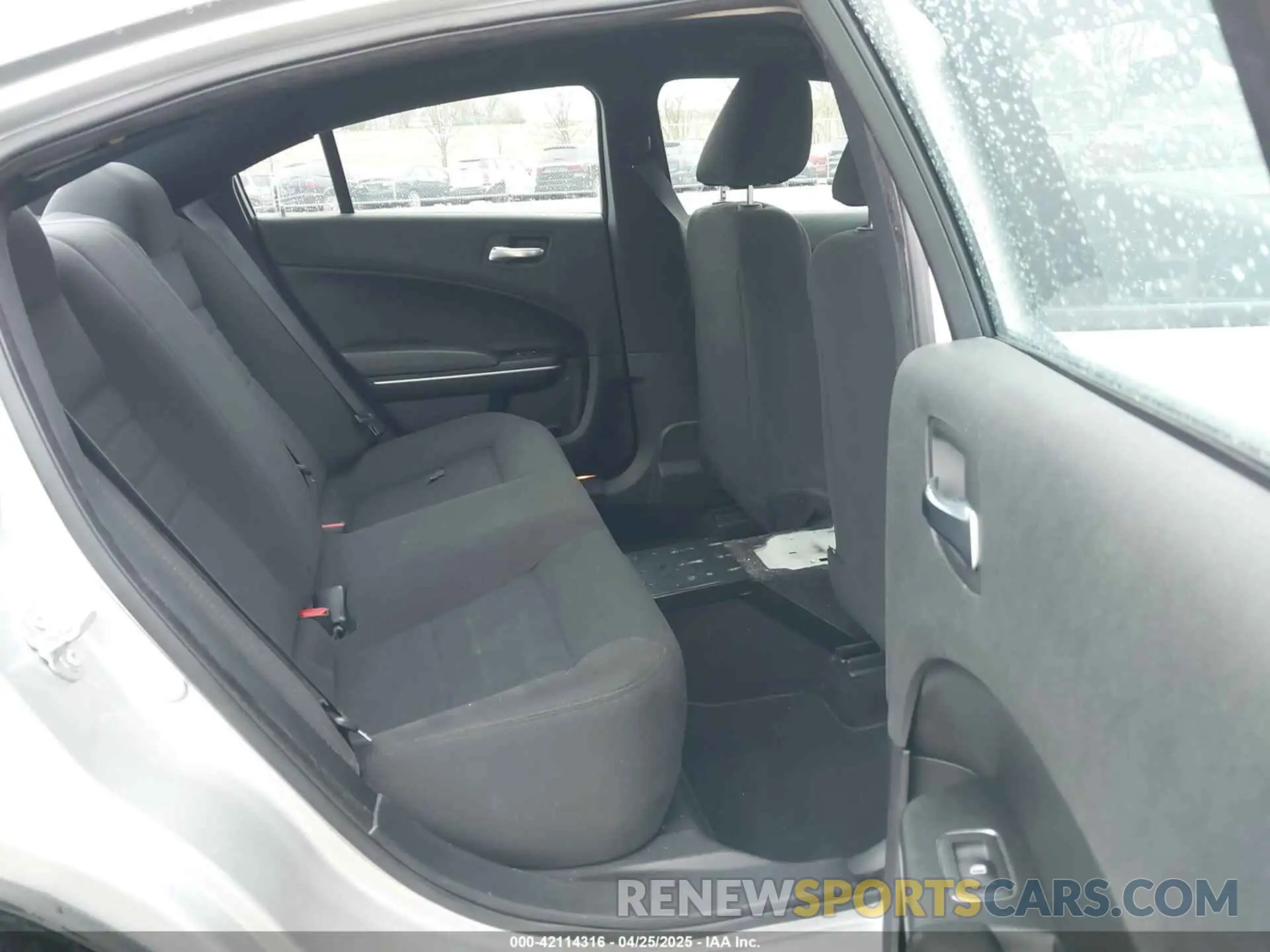 8 Photograph of a damaged car 2C3CDXKT2KH612527 DODGE CHARGER 2019