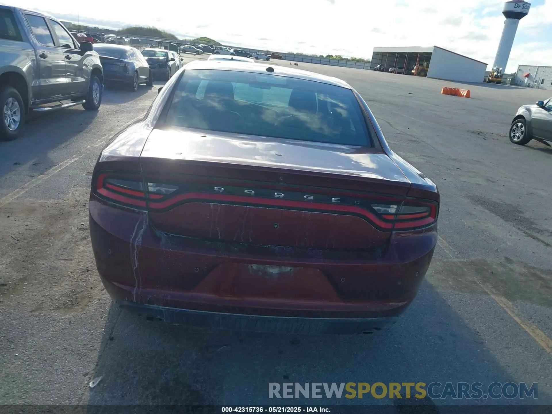 17 Photograph of a damaged car 2C3CDXKT4KH622783 DODGE CHARGER 2019