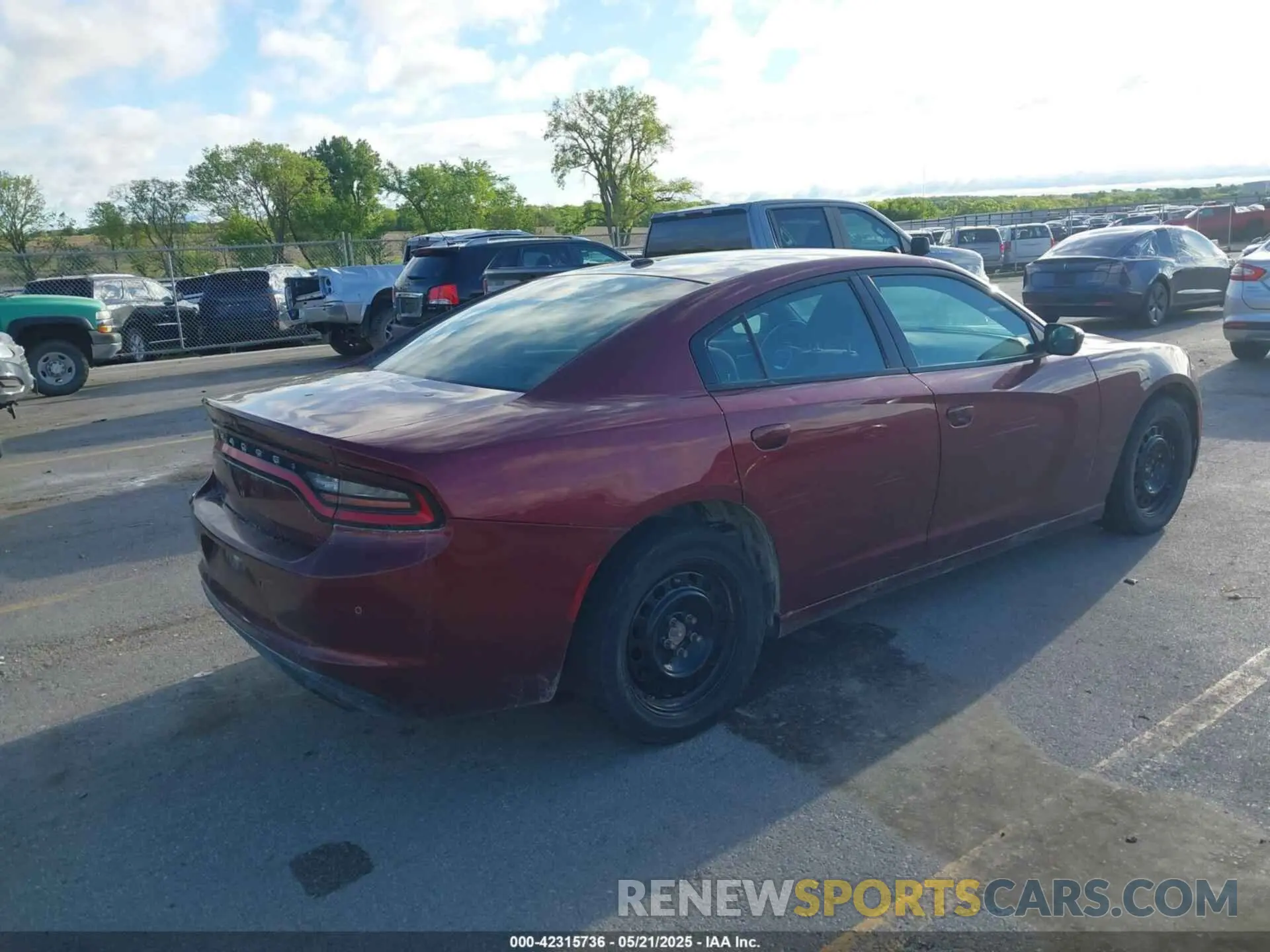 4 Photograph of a damaged car 2C3CDXKT4KH622783 DODGE CHARGER 2019