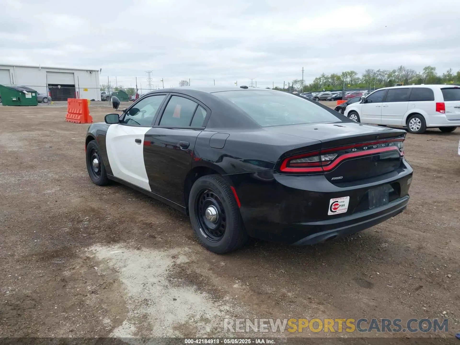 3 Фотография поврежденного автомобиля 2C3CDXKT5KH622663 DODGE CHARGER 2019