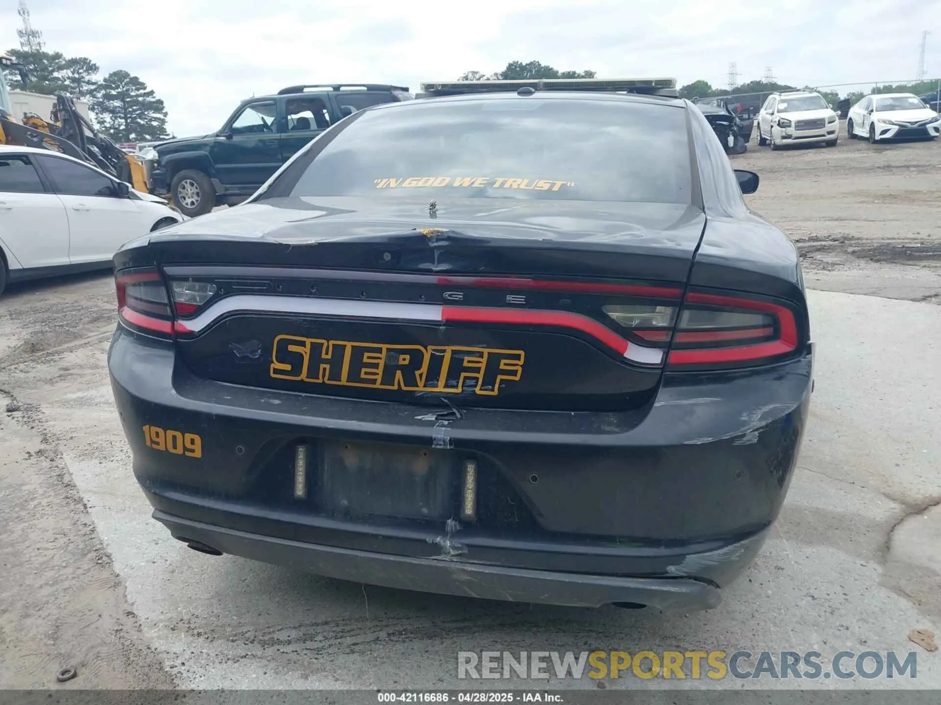 16 Фотография поврежденного автомобиля 2C3CDXKT5KH743080 DODGE CHARGER 2019