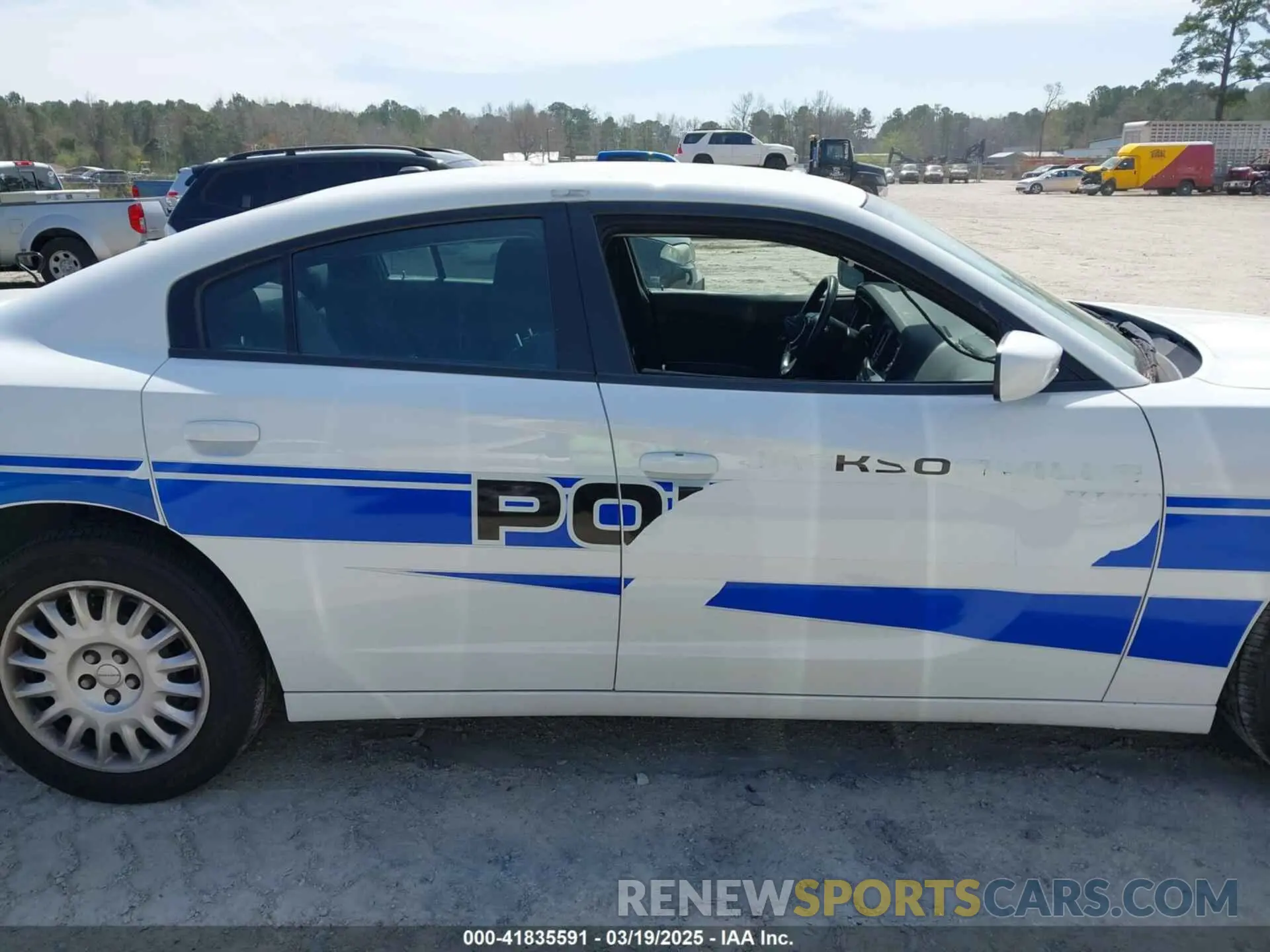 13 Photograph of a damaged car 2C3CDXKT6KH749616 DODGE CHARGER 2019