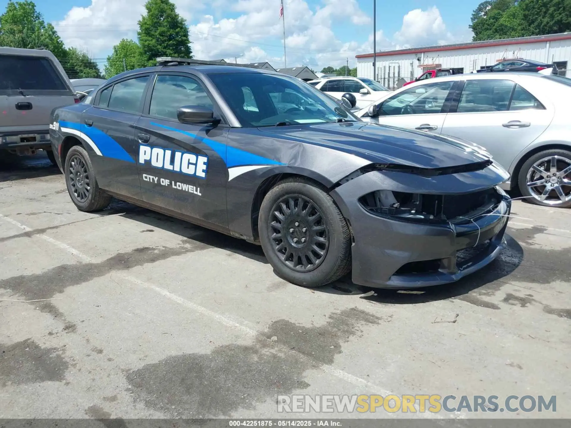 1 Photograph of a damaged car 2C3CDXKT6KH749633 DODGE CHARGER 2019