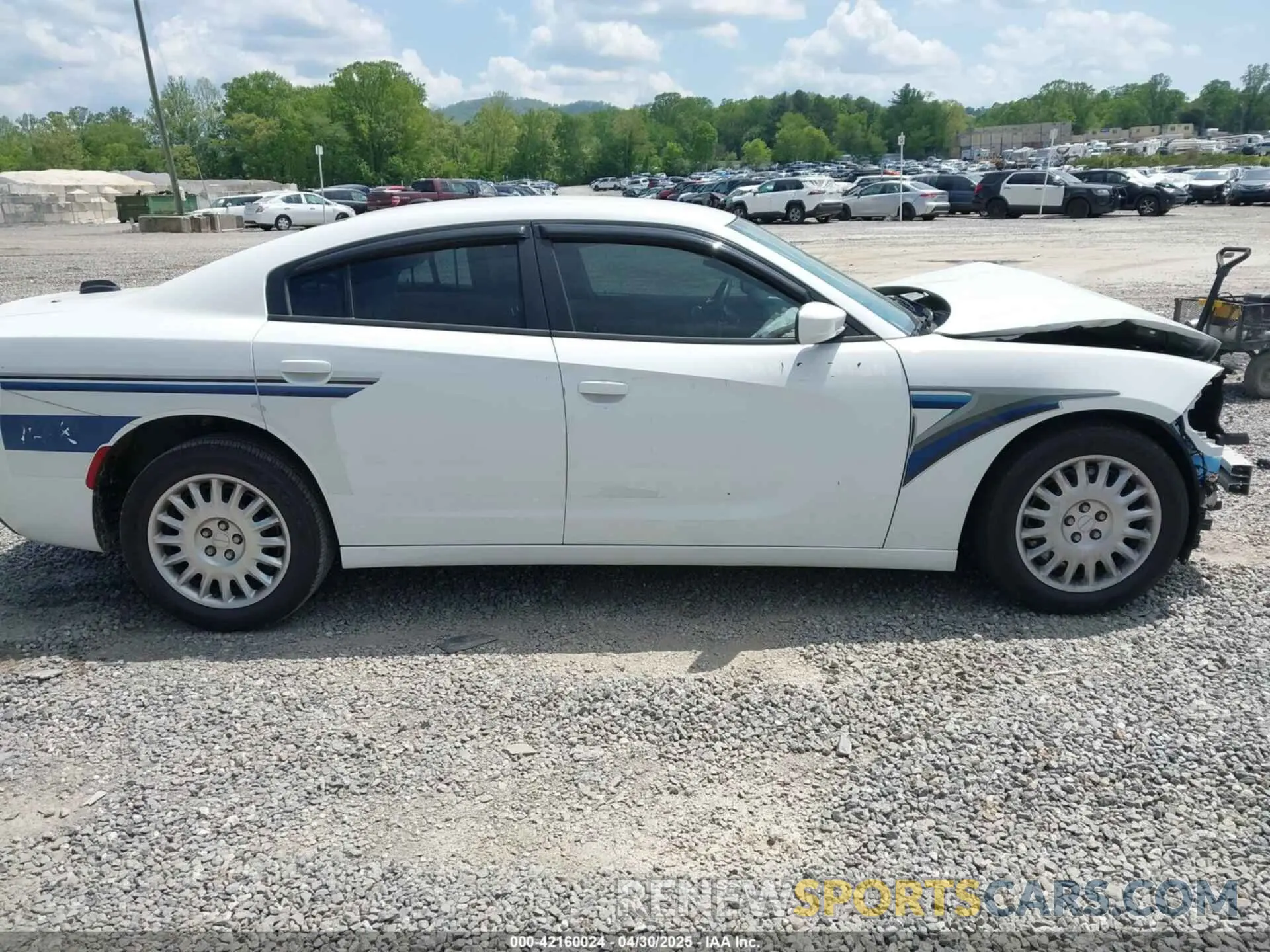 13 Photograph of a damaged car 2C3CDXKT8KH555153 DODGE CHARGER 2019