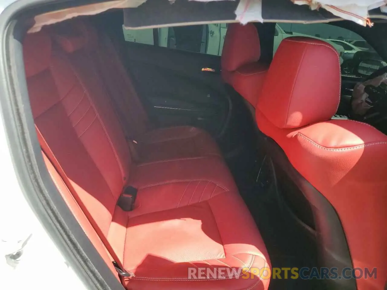 10 Photograph of a damaged car 2C3CDXL96KH605468 DODGE CHARGER 2019
