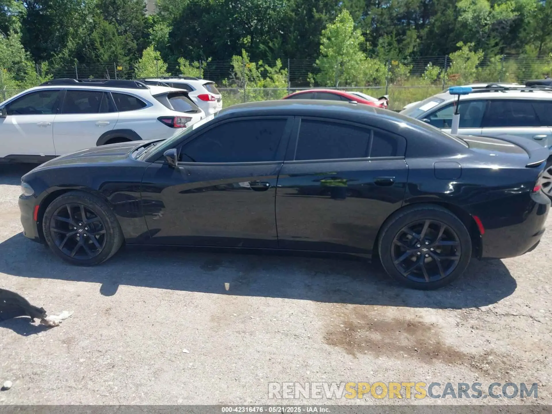 14 Photograph of a damaged car 2C3CDXBG0LH163580 DODGE CHARGER 2020