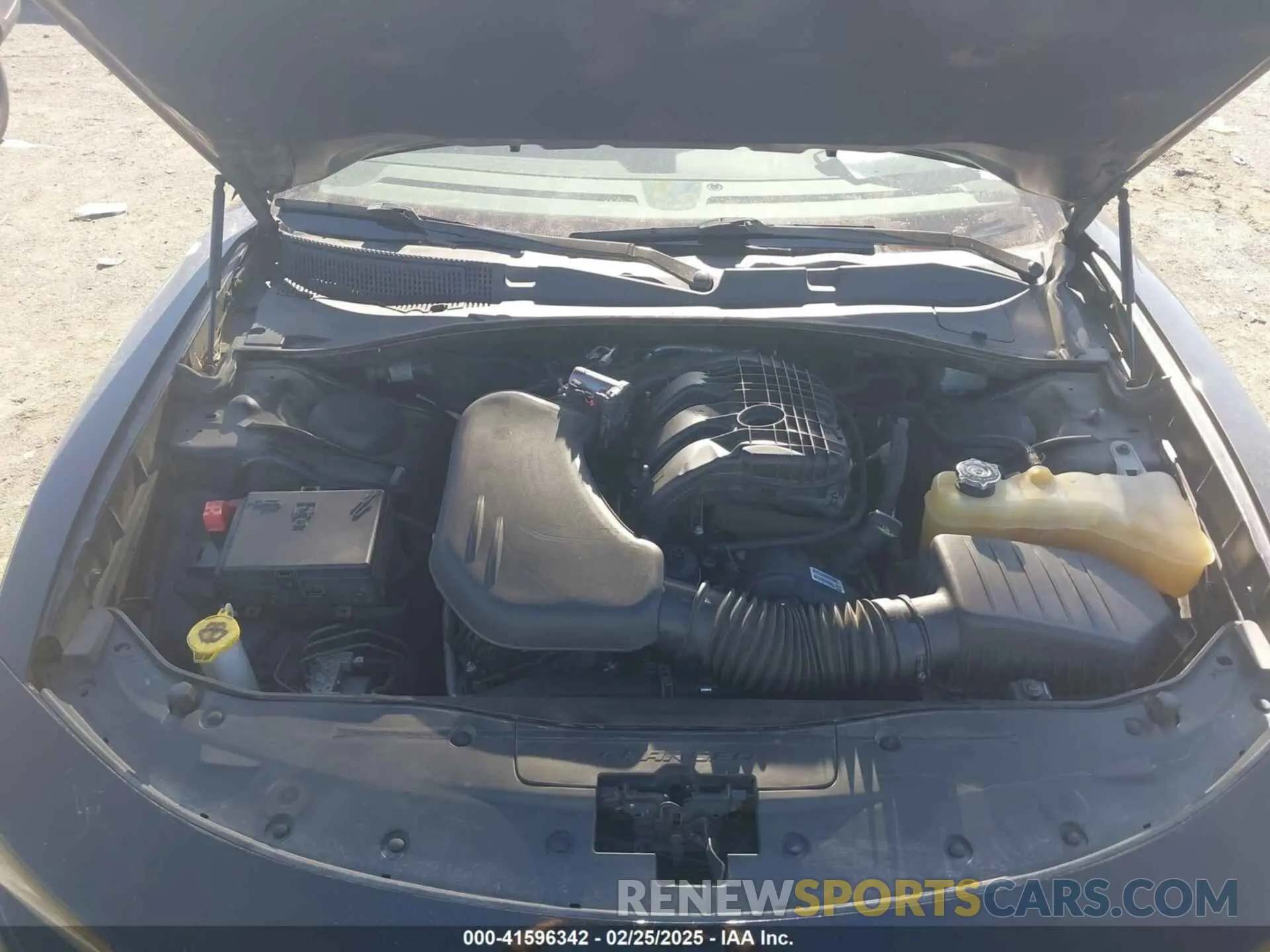 10 Photograph of a damaged car 2C3CDXBG2LH229627 DODGE CHARGER 2020