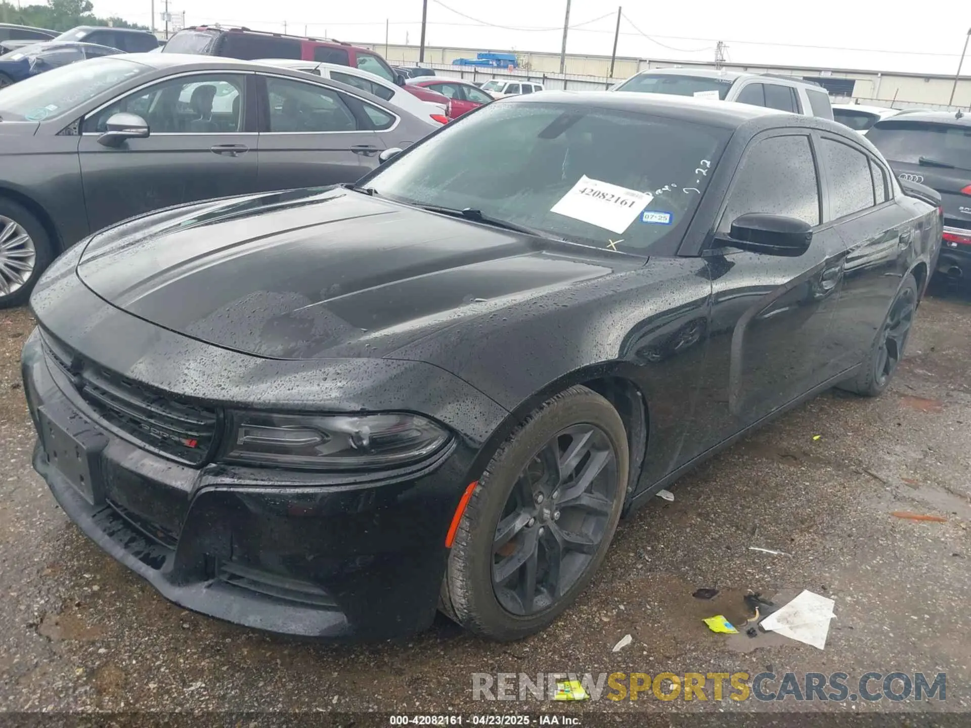 2 Фотография поврежденного автомобиля 2C3CDXBG3LH133568 DODGE CHARGER 2020