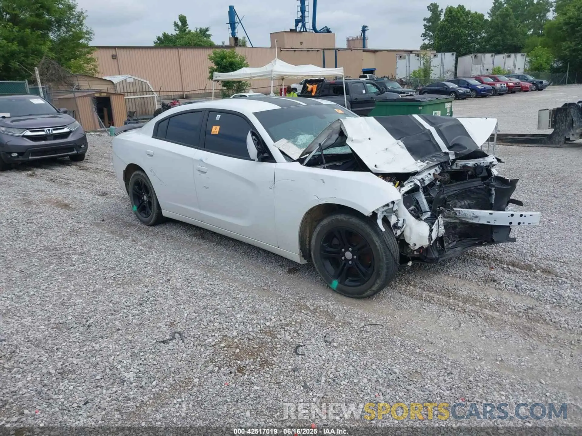 1 Photograph of a damaged car 2C3CDXBG7LH101822 DODGE CHARGER 2020