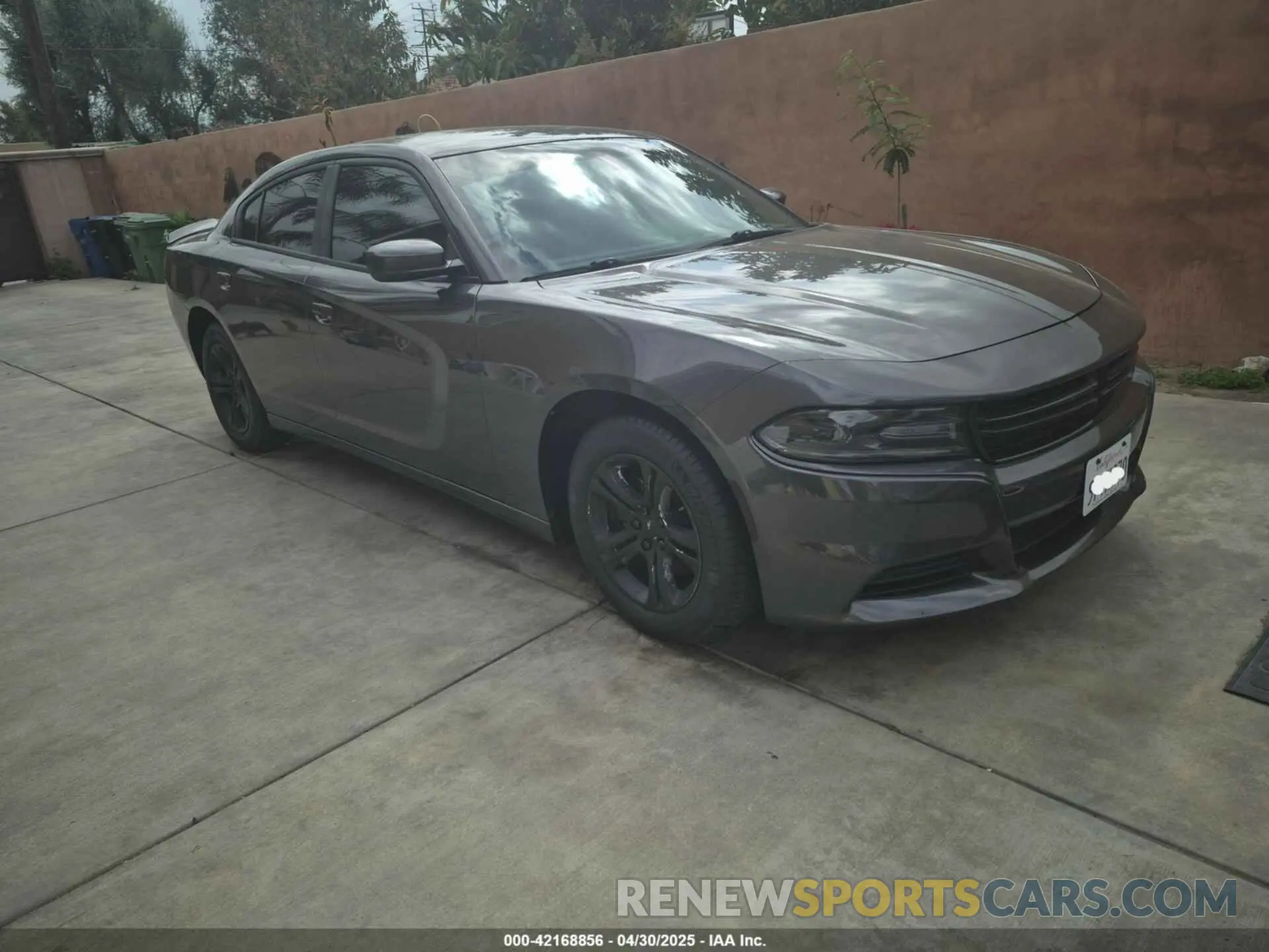 1 Photograph of a damaged car 2C3CDXBG7LH232748 DODGE CHARGER 2020