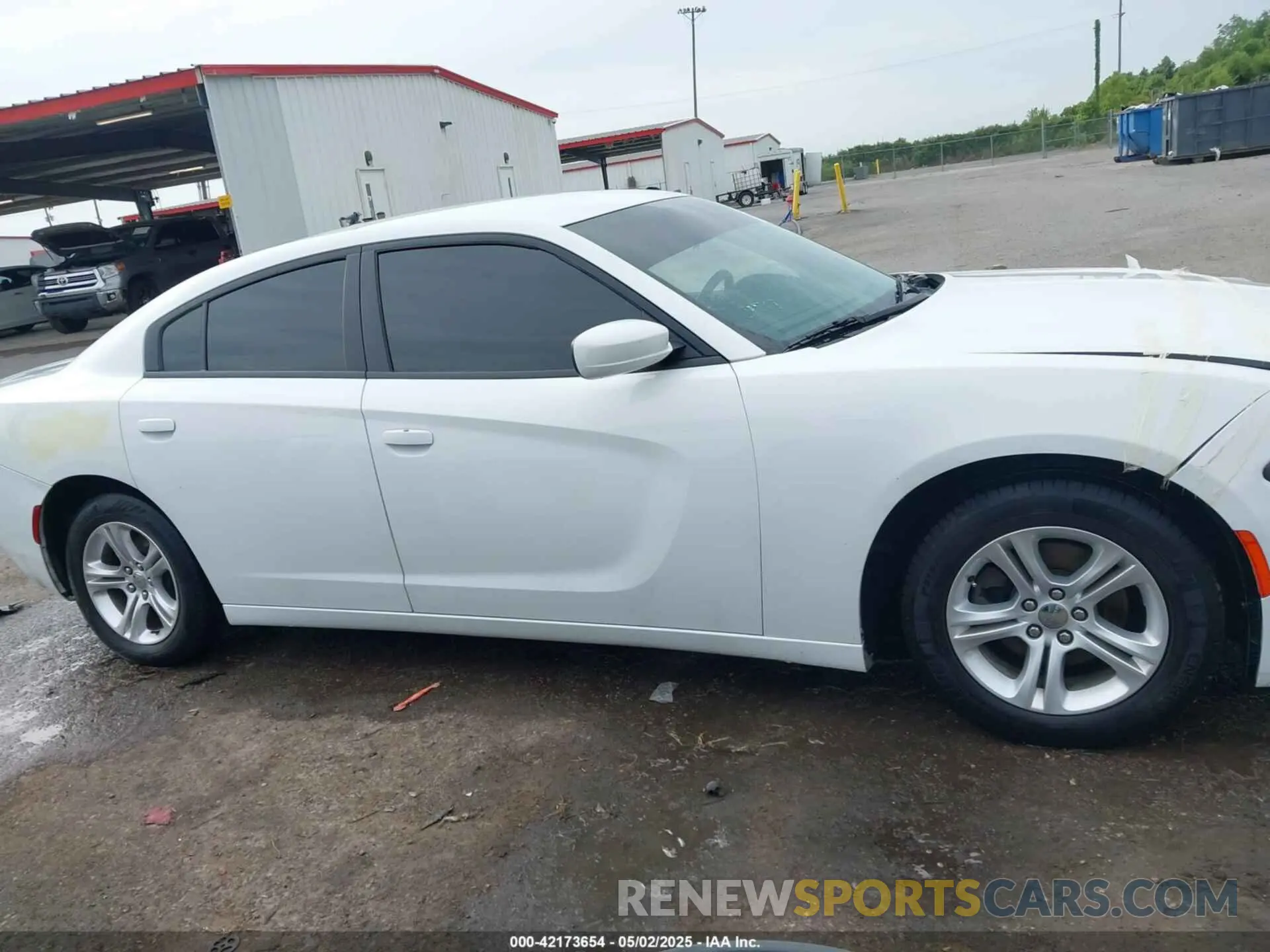 13 Photograph of a damaged car 2C3CDXBG8LH116619 DODGE CHARGER 2020