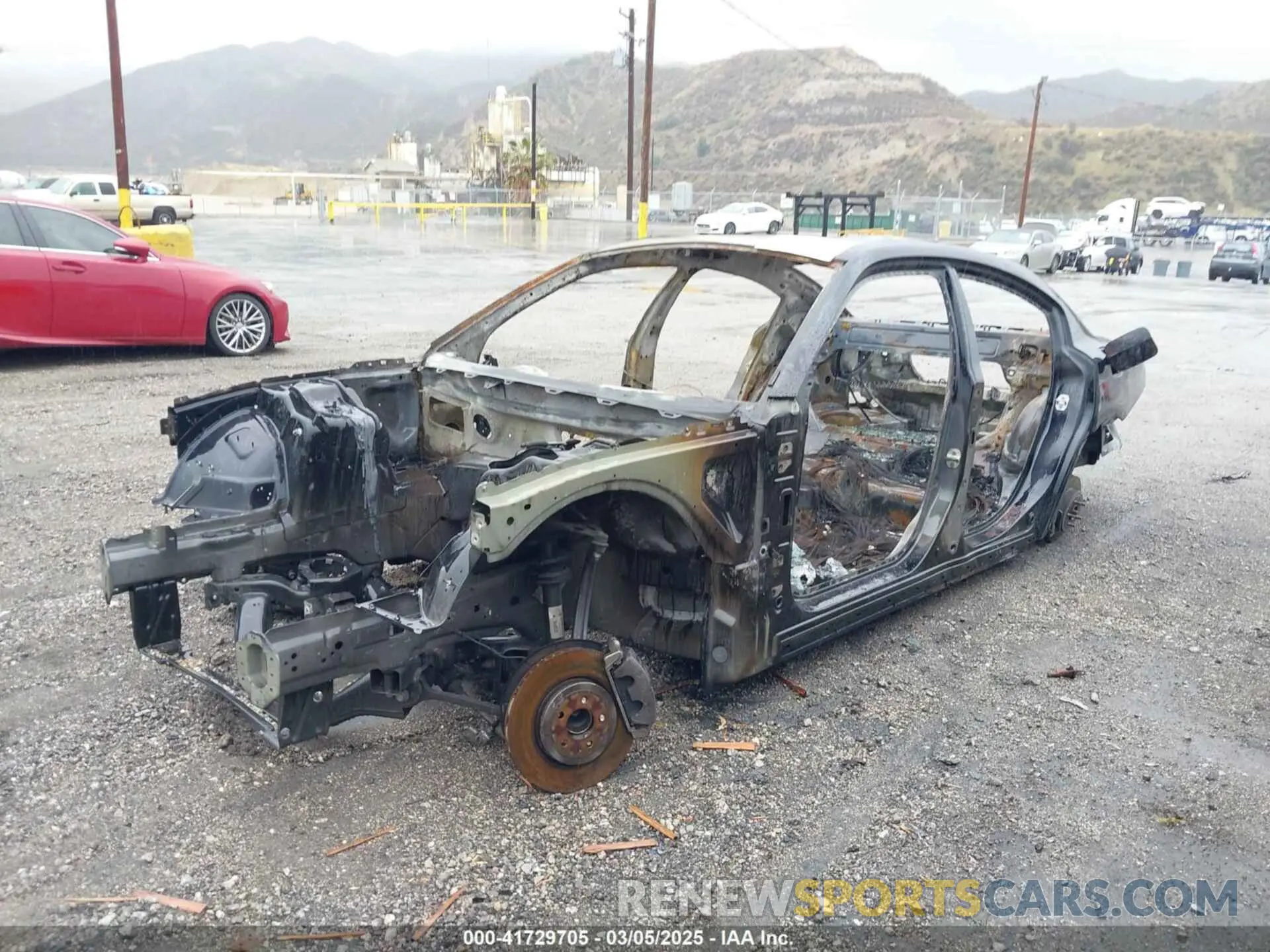 2 Photograph of a damaged car 2C3CDXCT1LH224060 DODGE CHARGER 2020