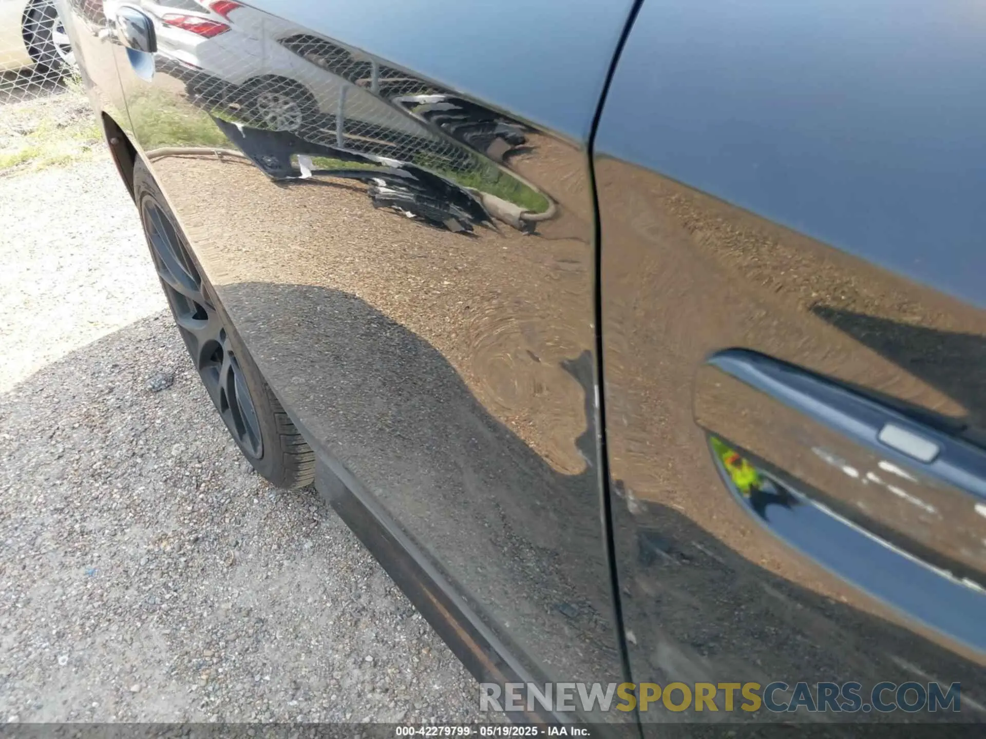 14 Photograph of a damaged car 2C3CDXCT3LH136501 DODGE CHARGER 2020