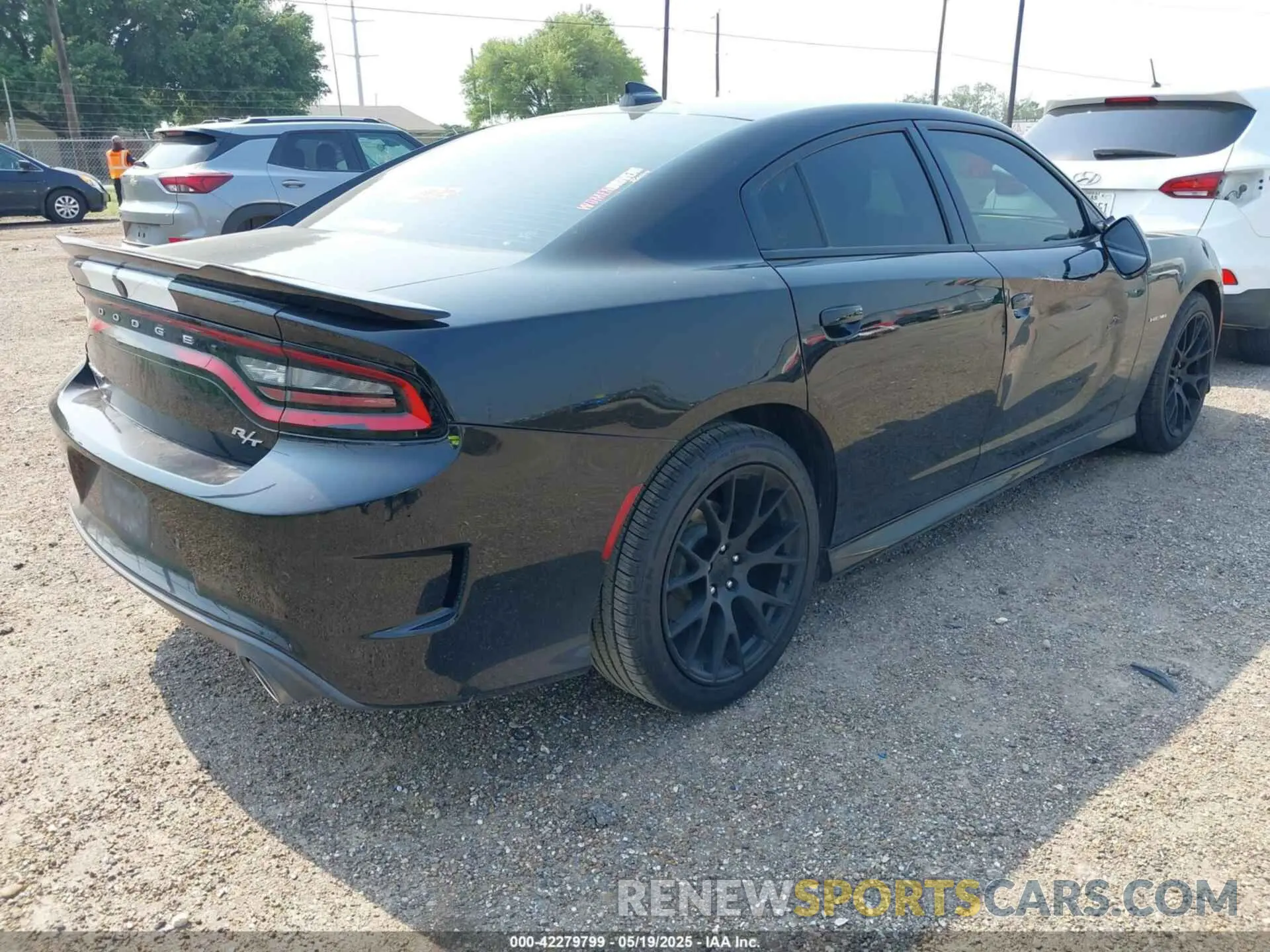 4 Photograph of a damaged car 2C3CDXCT3LH136501 DODGE CHARGER 2020