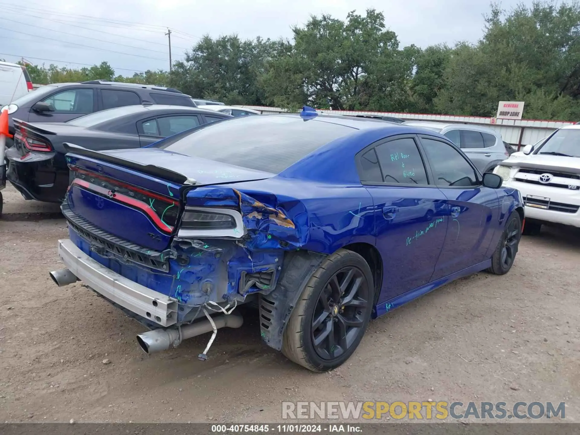 4 Фотография поврежденного автомобиля 2C3CDXCT3LH238249 DODGE CHARGER 2020