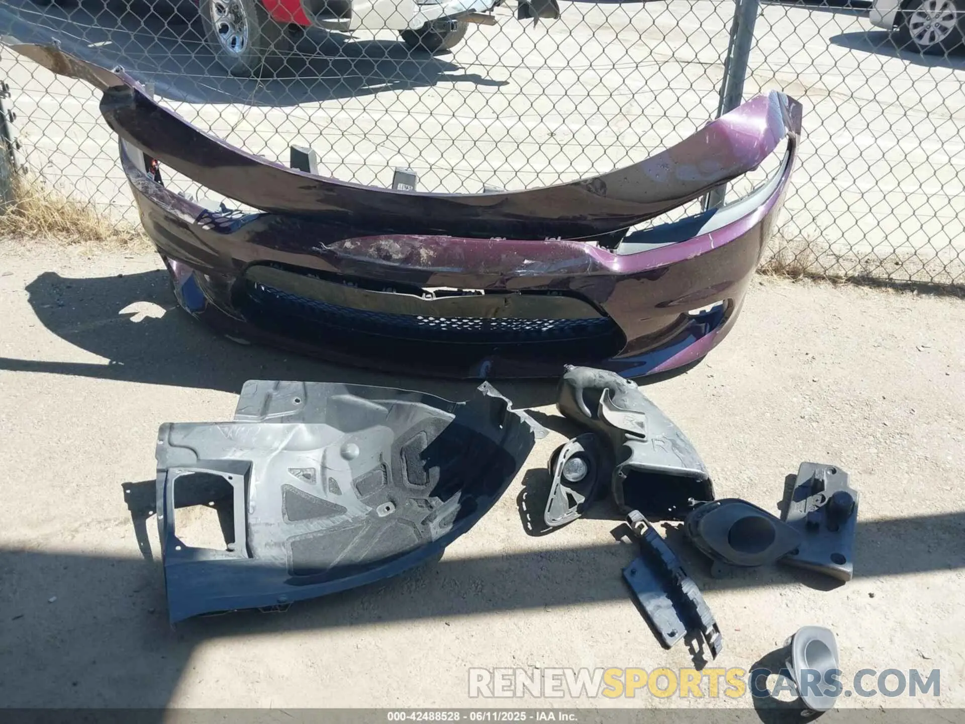12 Photograph of a damaged car 2C3CDXCT5LH176384 DODGE CHARGER 2020