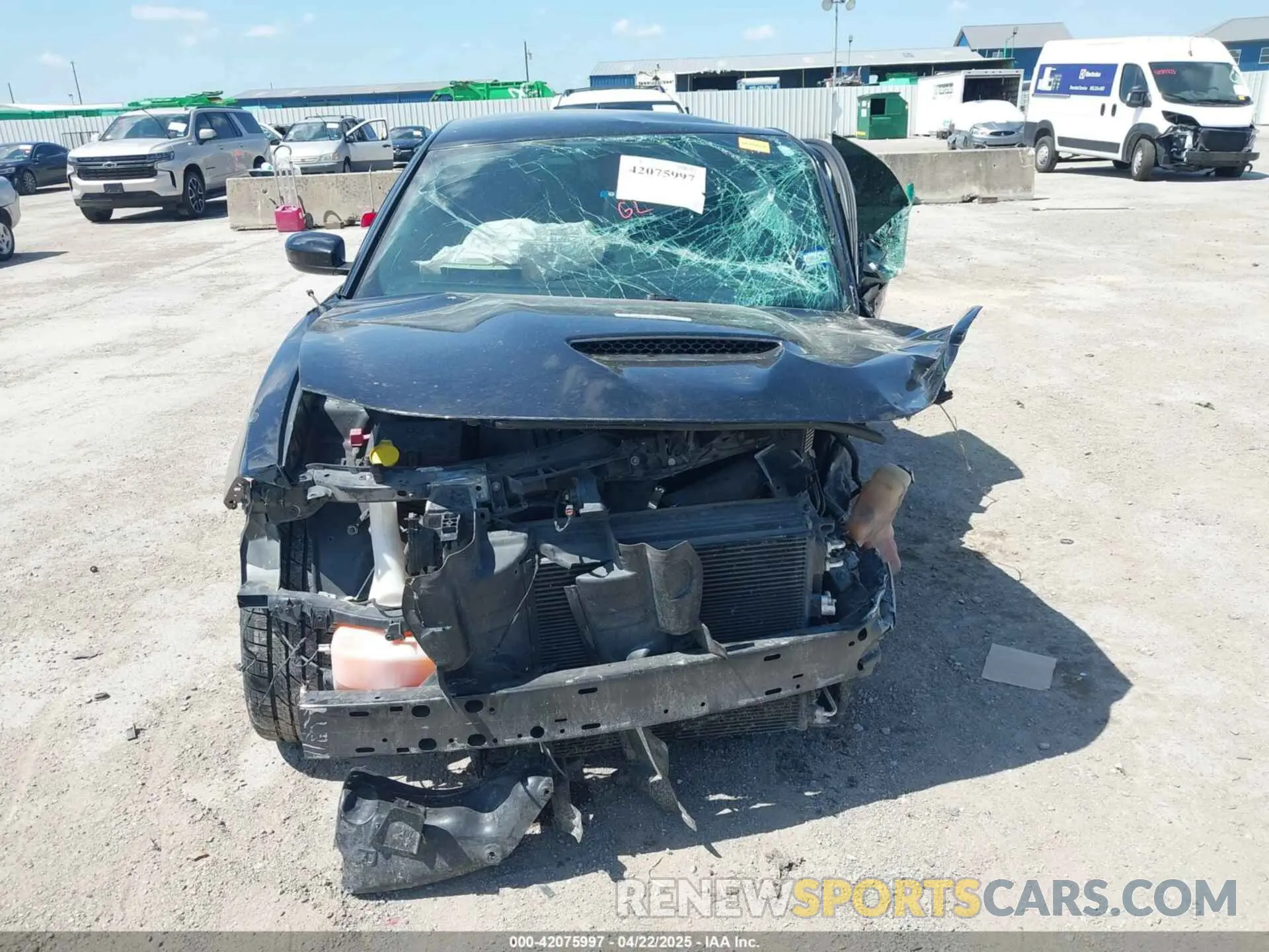 11 Photograph of a damaged car 2C3CDXCT5LH190673 DODGE CHARGER 2020