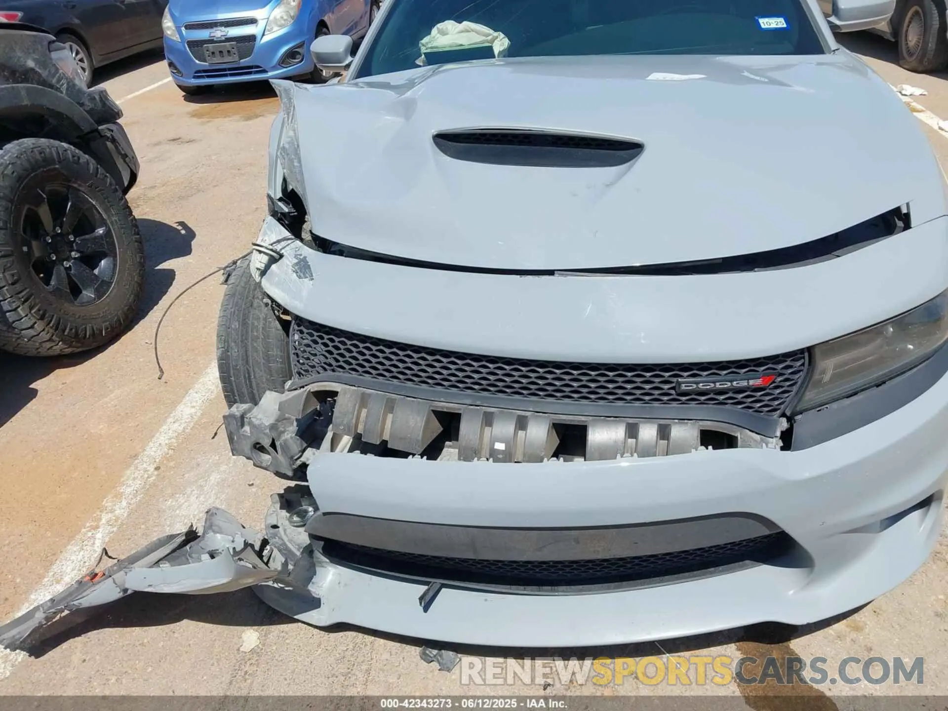 17 Photograph of a damaged car 2C3CDXCT7LH245608 DODGE CHARGER 2020