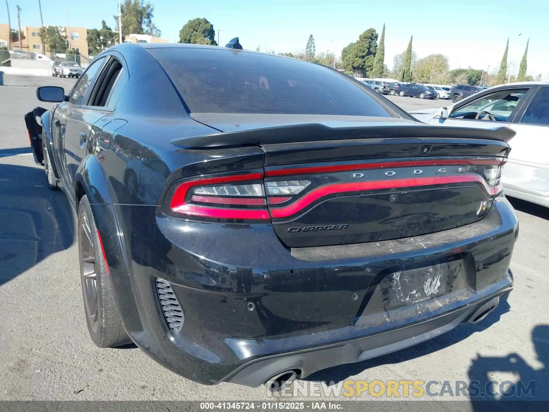 3 Фотография поврежденного автомобиля 2C3CDXGJ0LH194123 DODGE CHARGER 2020