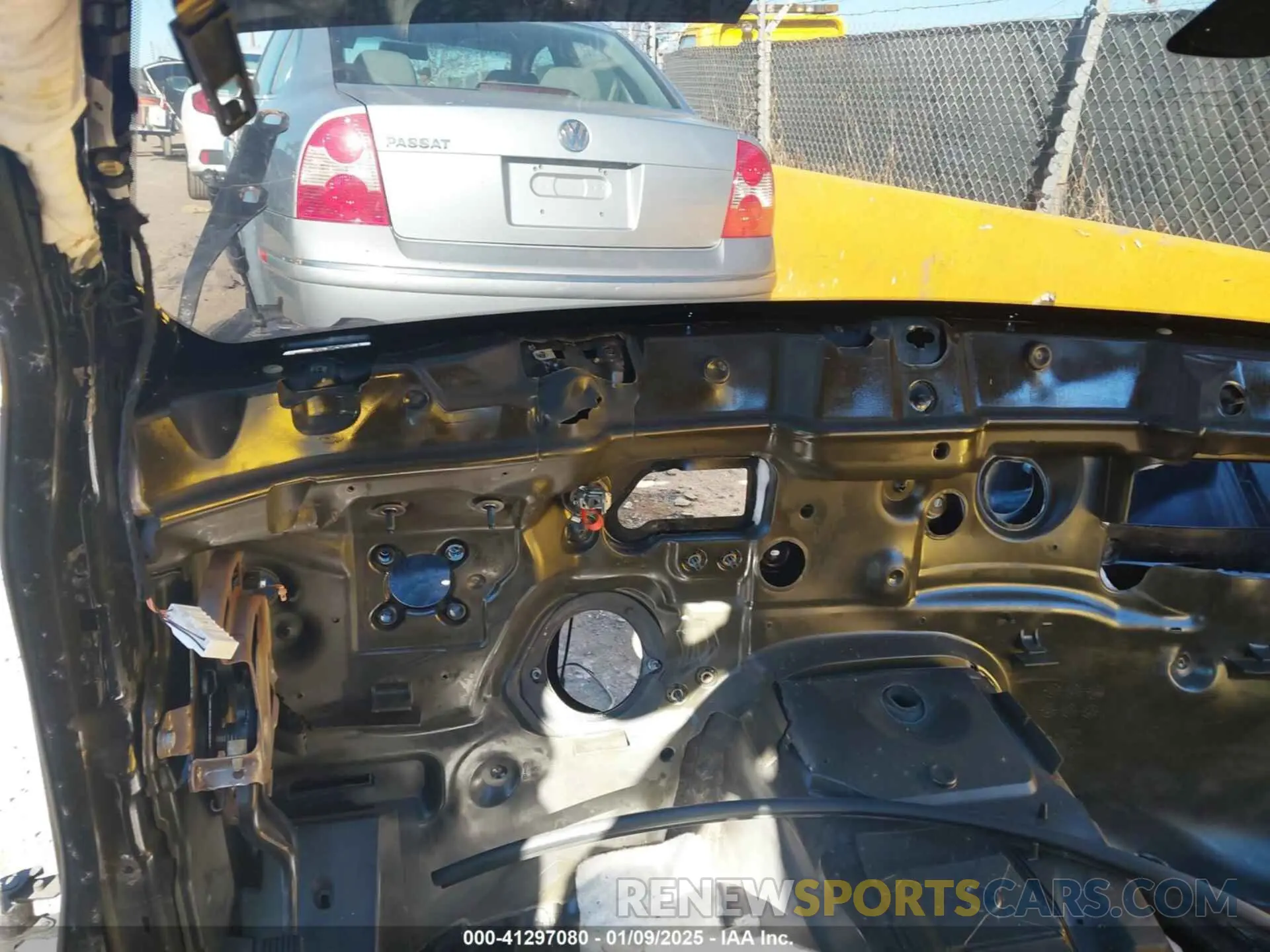 7 Photograph of a damaged car 2C3CDXGJ1LH160546 DODGE CHARGER 2020