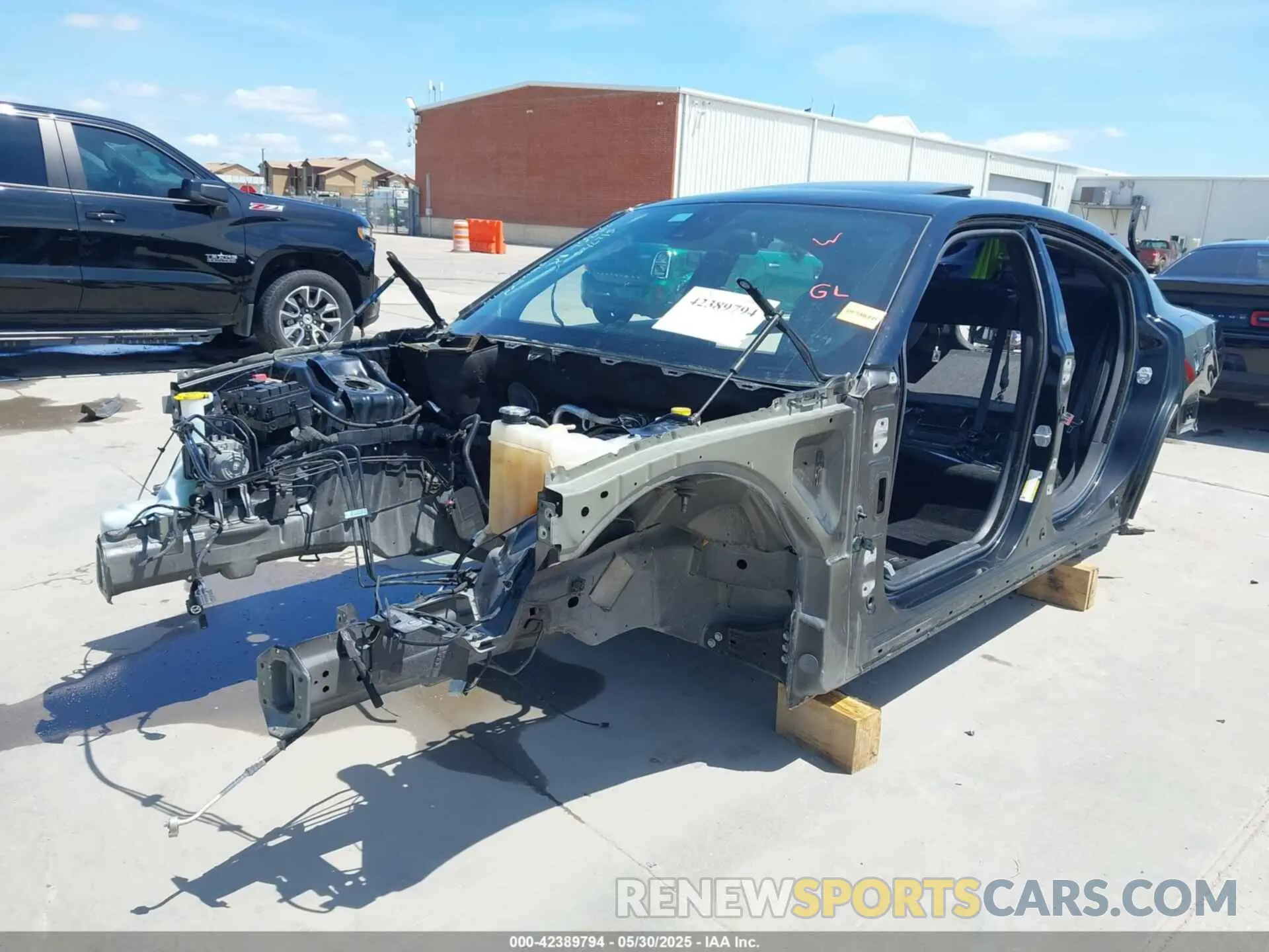 2 Photograph of a damaged car 2C3CDXGJ1LH237514 DODGE CHARGER 2020