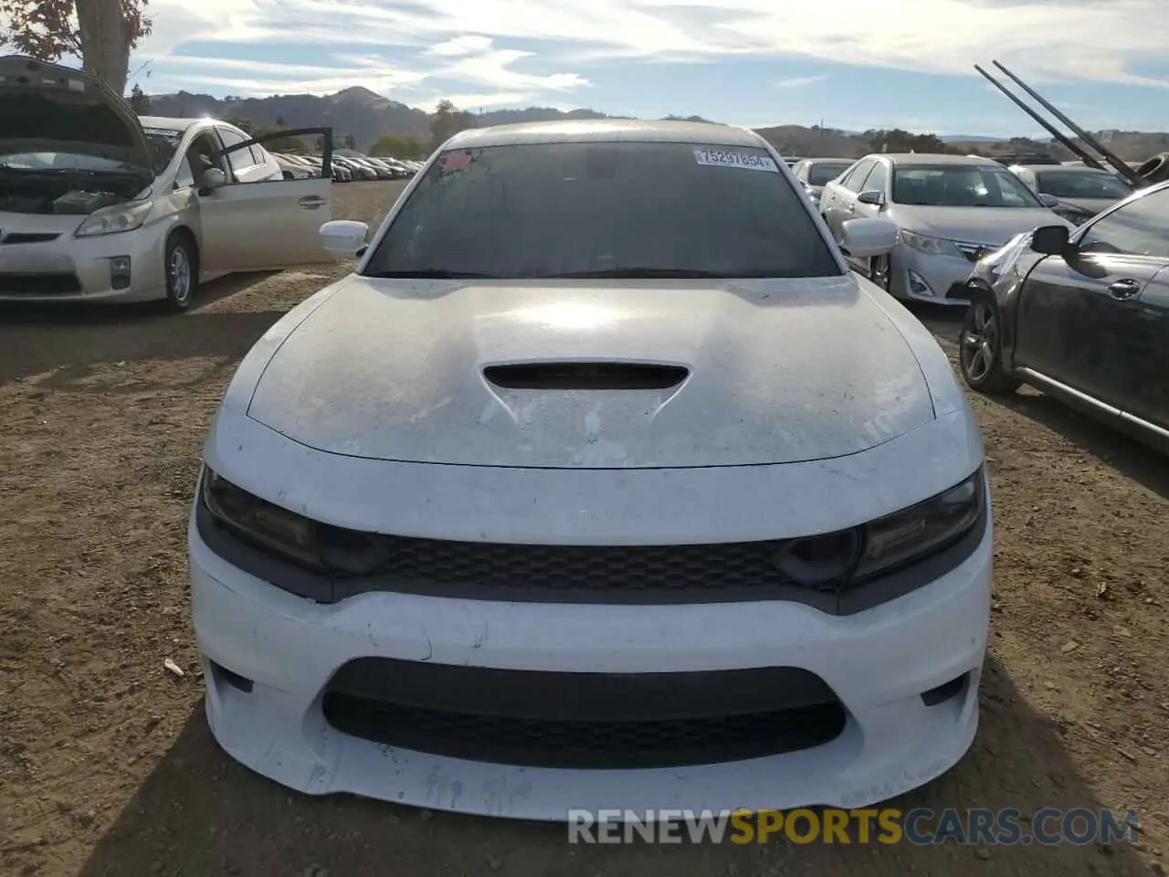 5 Фотография поврежденного автомобиля 2C3CDXGJ1LH255236 DODGE CHARGER 2020