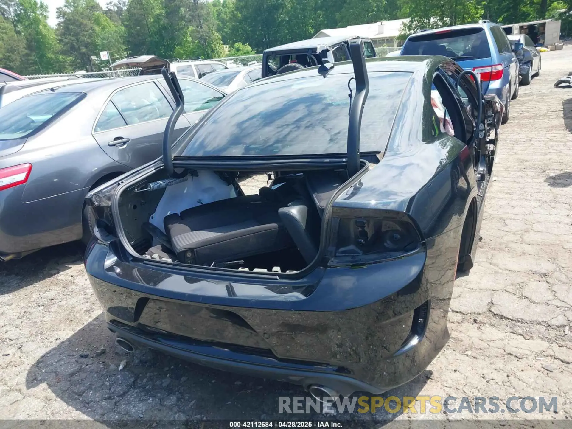 15 Photograph of a damaged car 2C3CDXGJ4LH193380 DODGE CHARGER 2020