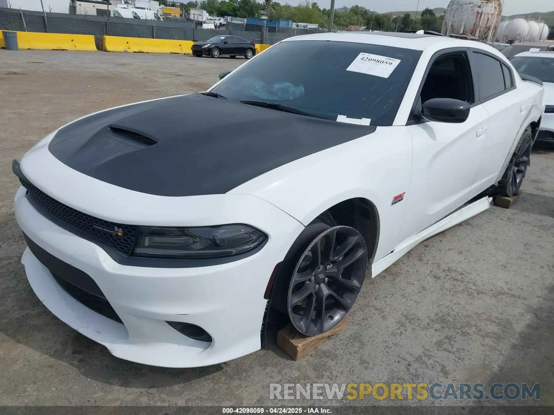 2 Photograph of a damaged car 2C3CDXGJ5LH180296 DODGE CHARGER 2020