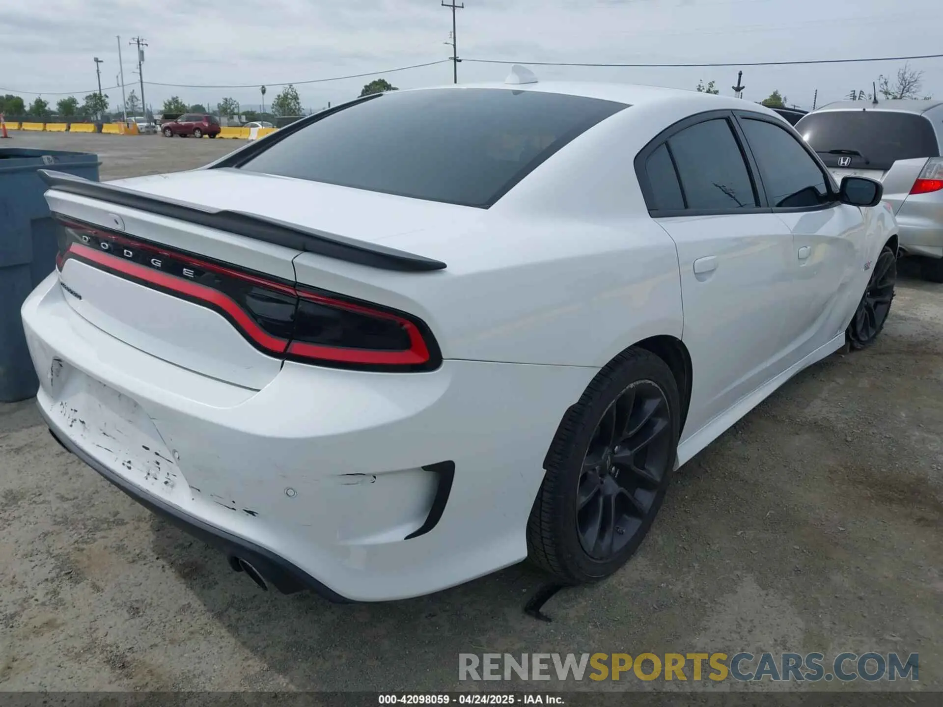 4 Photograph of a damaged car 2C3CDXGJ5LH180296 DODGE CHARGER 2020