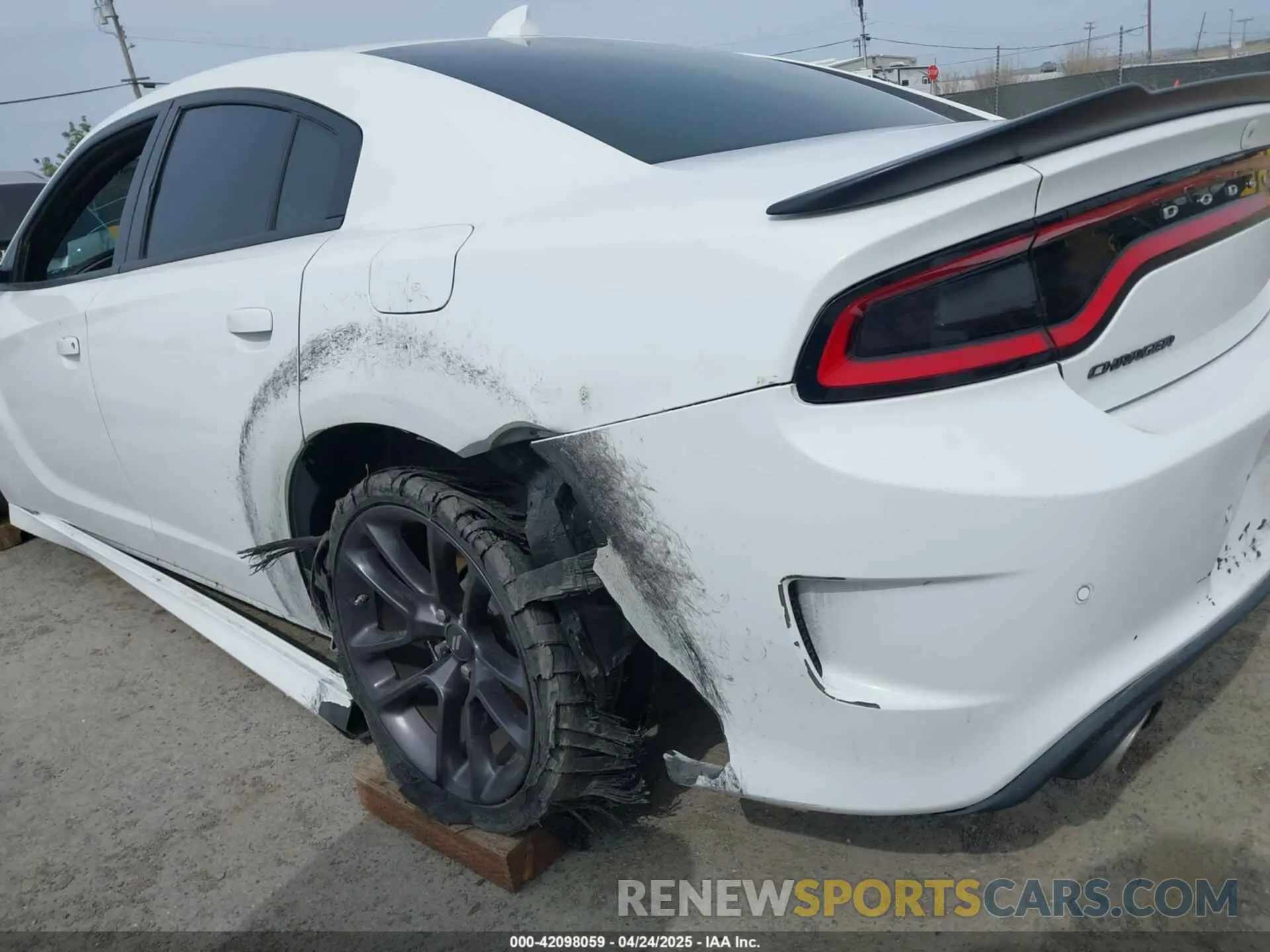 6 Photograph of a damaged car 2C3CDXGJ5LH180296 DODGE CHARGER 2020
