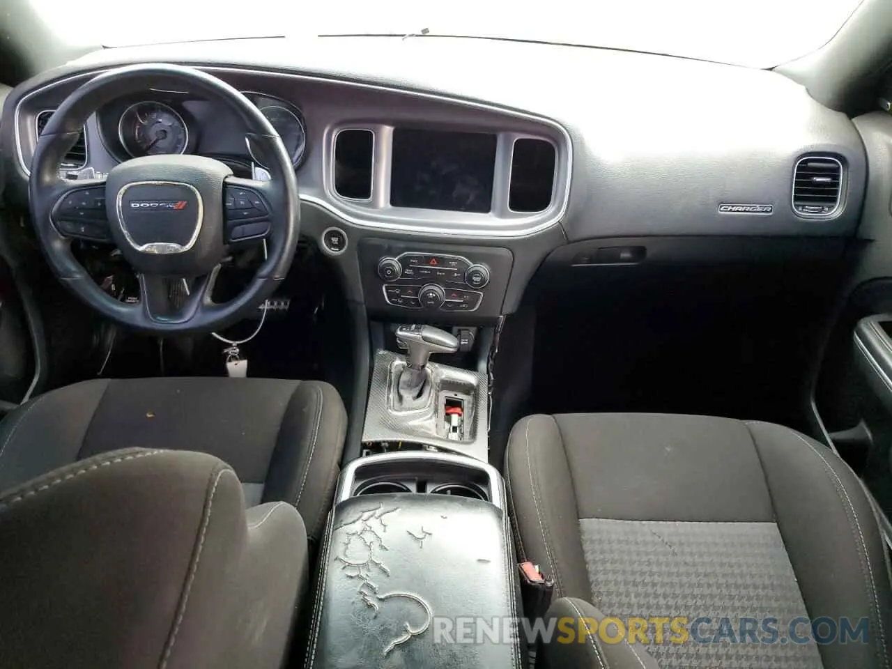 8 Photograph of a damaged car 2C3CDXGJ5LH219503 DODGE CHARGER 2020