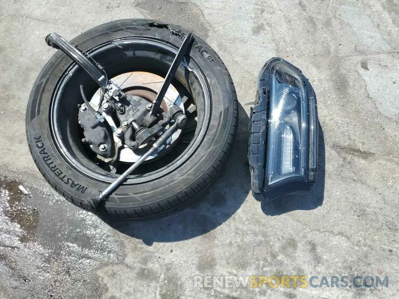 12 Photograph of a damaged car 2C3CDXGJ6LH211829 DODGE CHARGER 2020