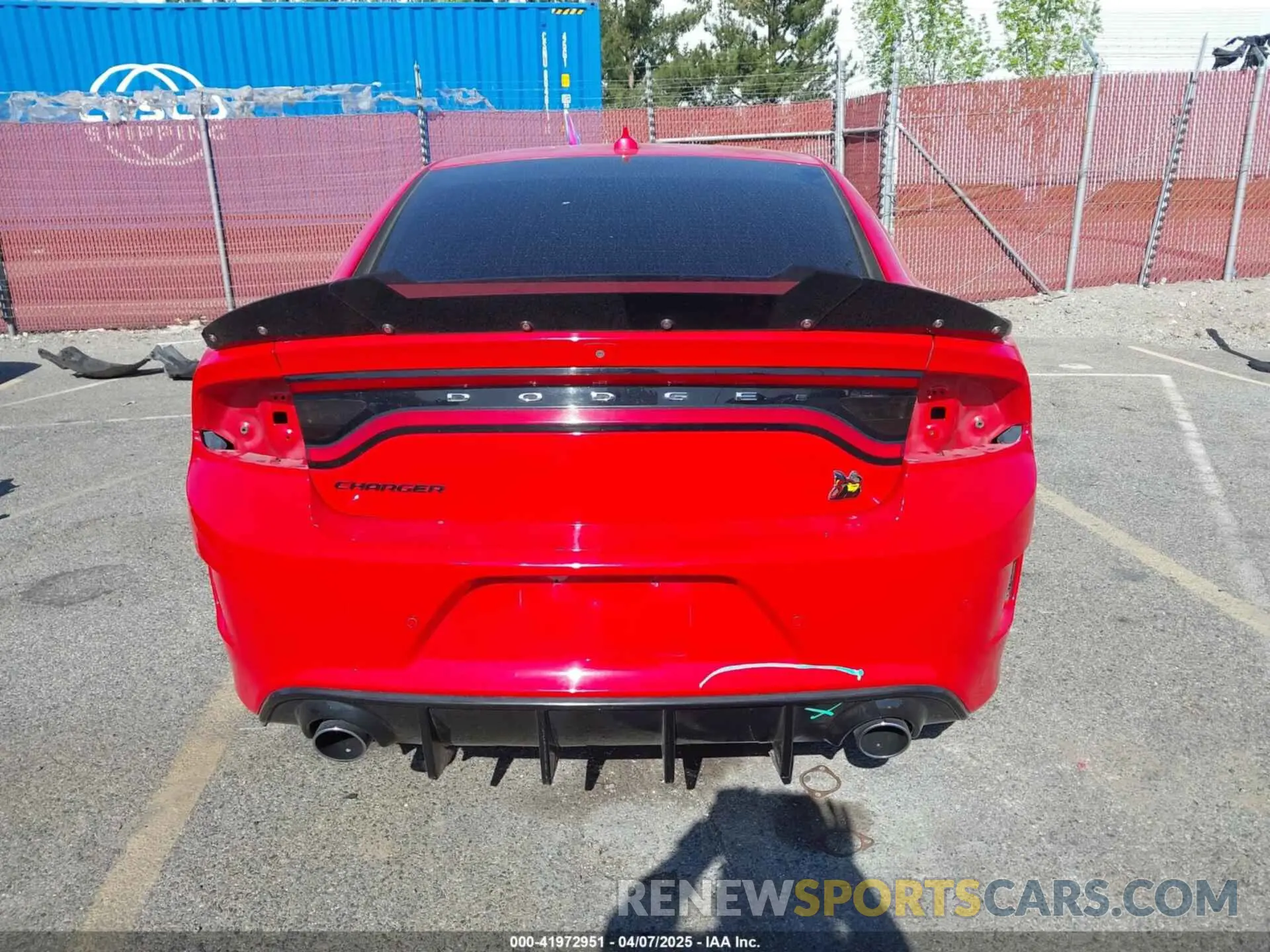 18 Photograph of a damaged car 2C3CDXGJ7LH111593 DODGE CHARGER 2020