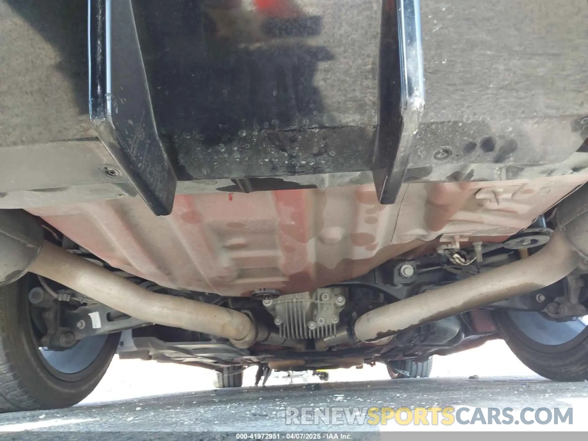 21 Photograph of a damaged car 2C3CDXGJ7LH111593 DODGE CHARGER 2020