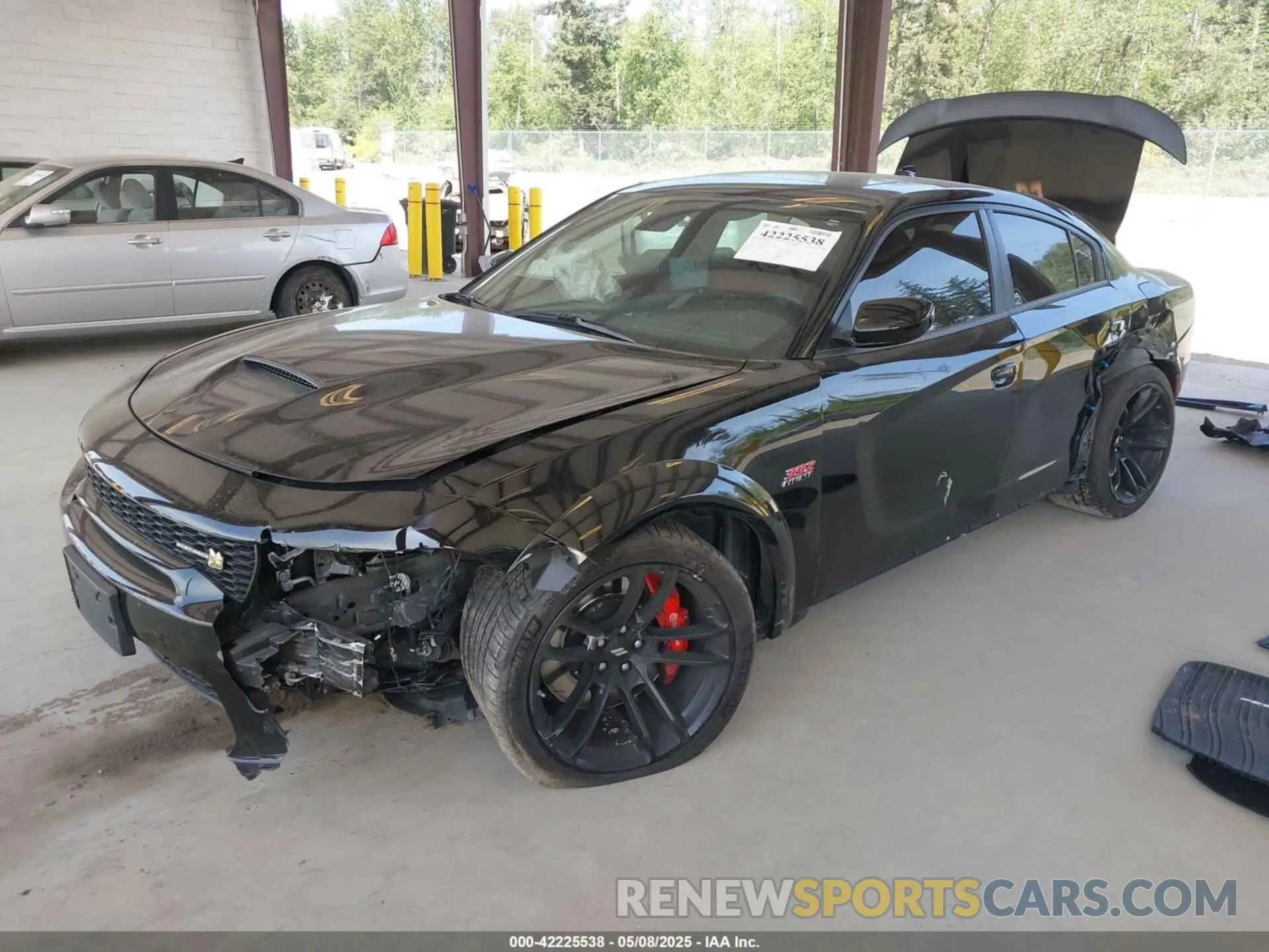2 Photograph of a damaged car 2C3CDXGJ8LH226137 DODGE CHARGER 2020