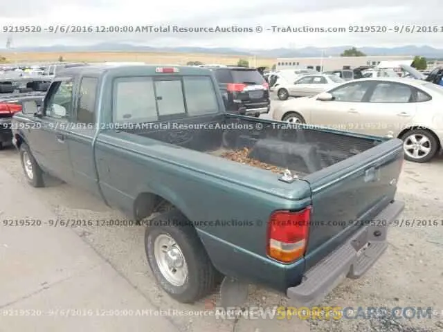 4 Photograph of a damaged car 2C3CDXGJXLH221151 DODGE CHARGER 2020