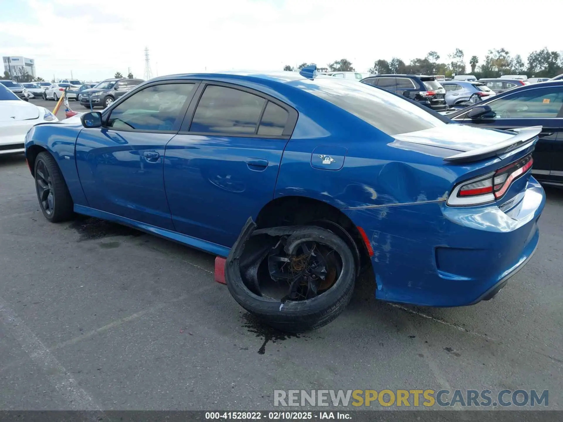 3 Фотография поврежденного автомобиля 2C3CDXHG0LH138217 DODGE CHARGER 2020
