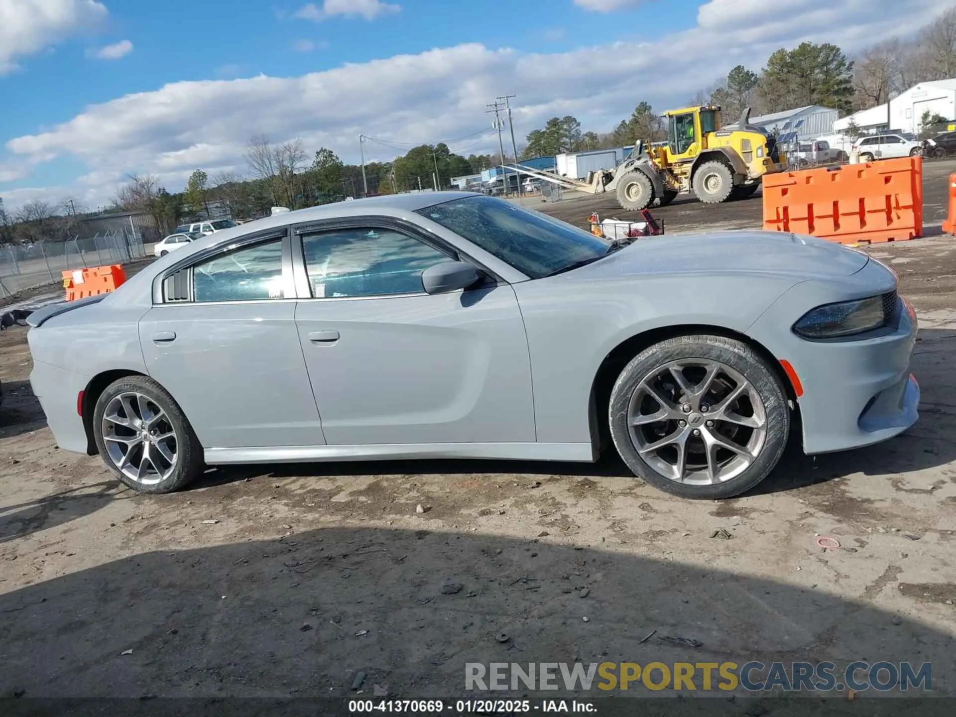 13 Photograph of a damaged car 2C3CDXHG5LH220329 DODGE CHARGER 2020