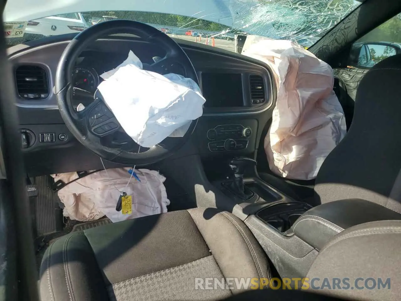 8 Photograph of a damaged car 2C3CDXHG7LH134326 DODGE CHARGER 2020