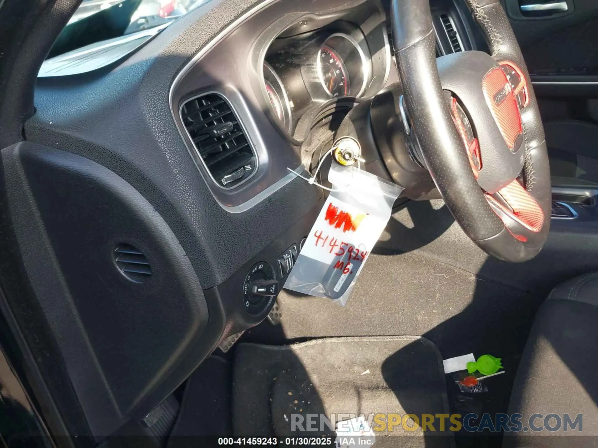 18 Photograph of a damaged car 2C3CDXHGXLH163058 DODGE CHARGER 2020