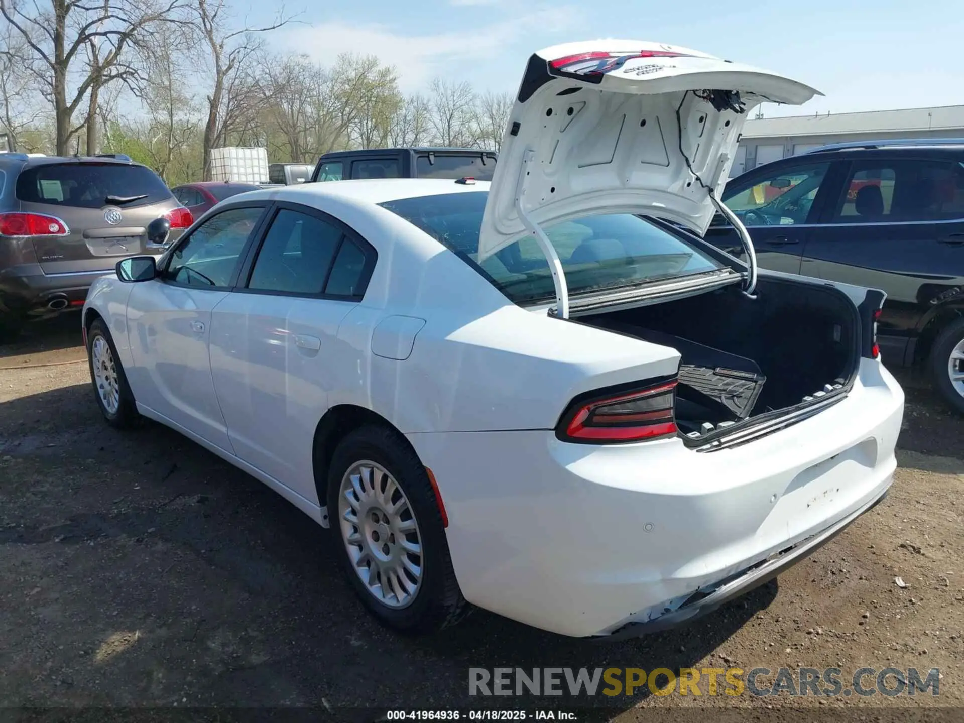 3 Фотография поврежденного автомобиля 2C3CDXKT1LH127605 DODGE CHARGER 2020