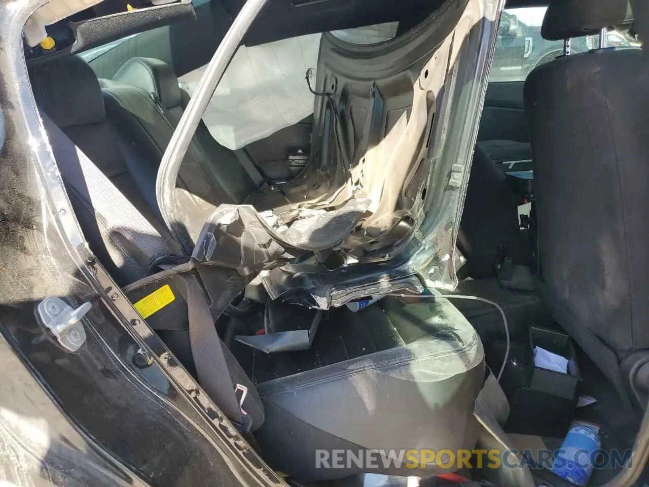 10 Photograph of a damaged car 2C3CDXAT2MH668441 DODGE CHARGER 2021