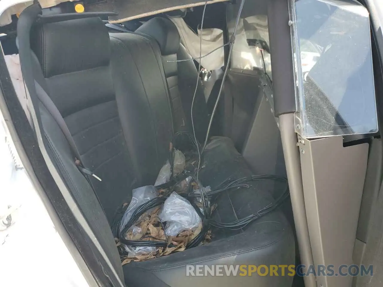10 Photograph of a damaged car 2C3CDXAT4MH523353 DODGE CHARGER 2021