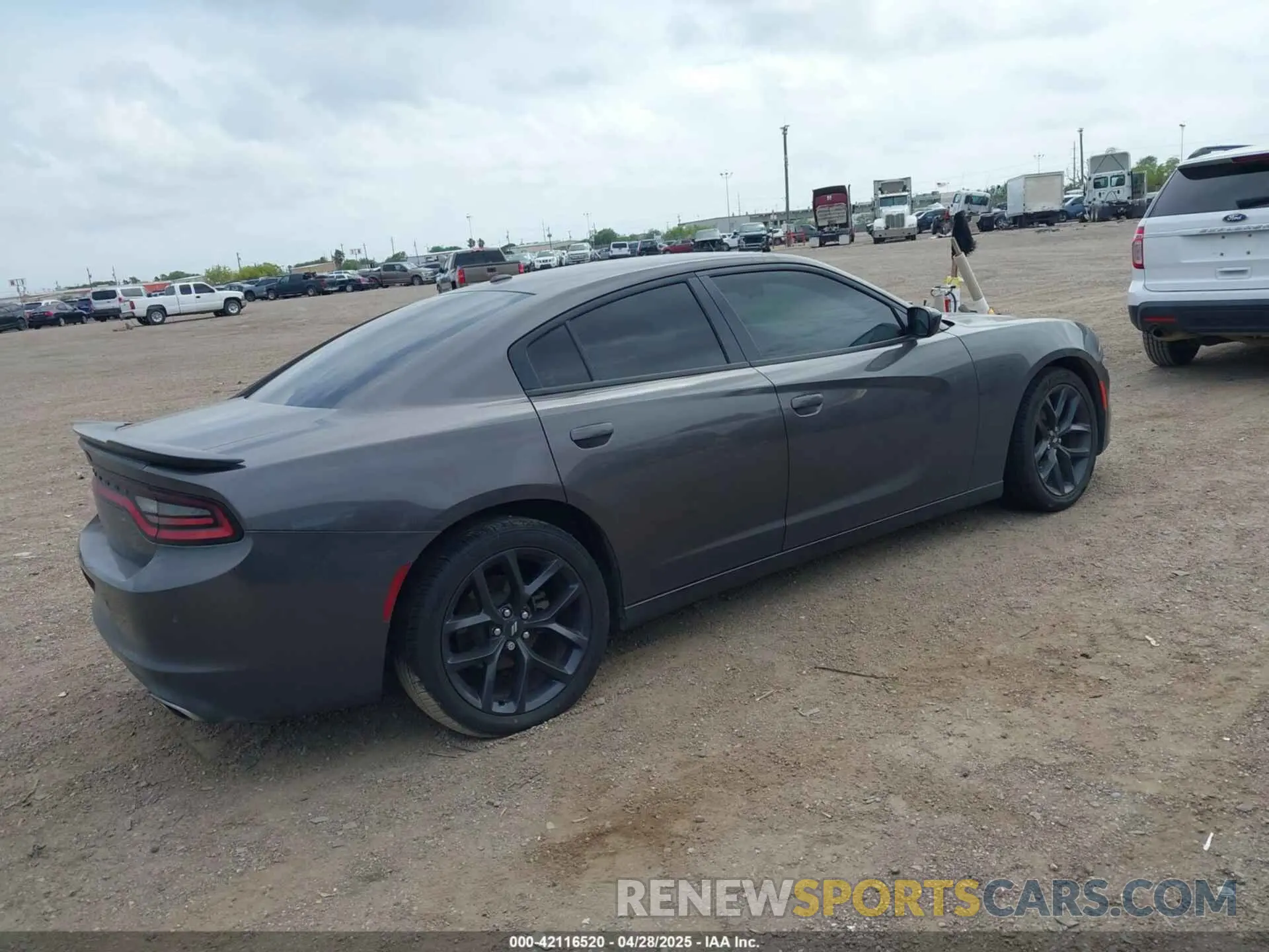 4 Фотография поврежденного автомобиля 2C3CDXBG8MH678103 DODGE CHARGER 2021